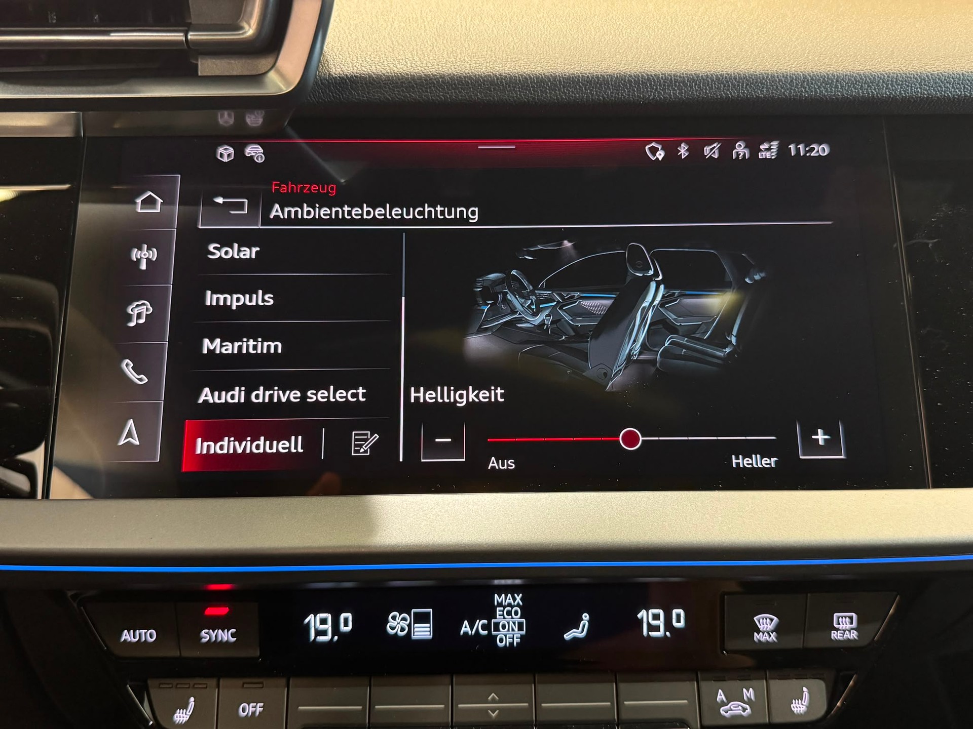 AUDI RS3 Sportback 2.5 TSI quattro S-tronic *5Jahre/100'000km Werksgarantie*-image-24