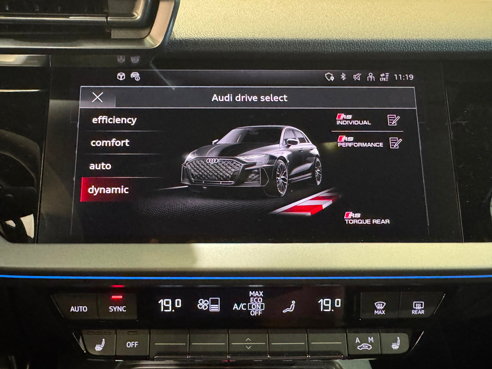 AUDI RS3 Sportback 2.5 TSI quattro S-tronic *5Jahre/100'000km Werksgarantie*-image-20