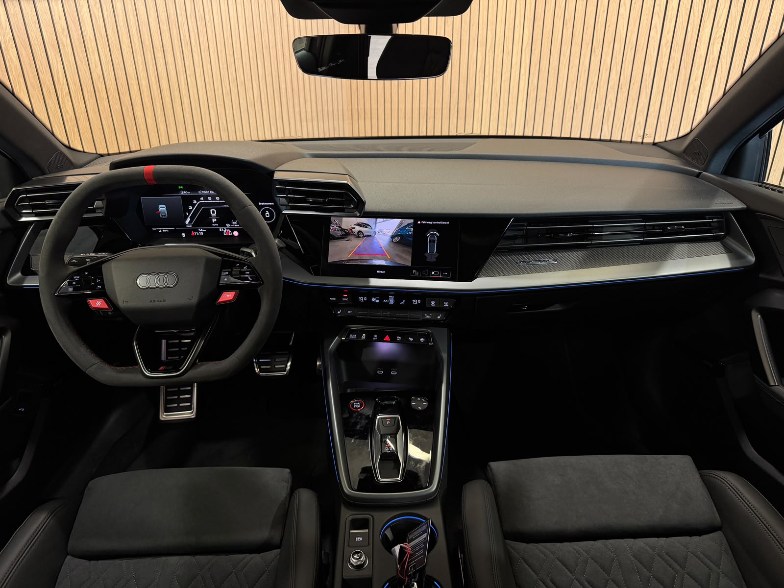 AUDI RS3 Sportback 2.5 TSI quattro S-tronic *5Jahre/100'000km Werksgarantie*-image-10