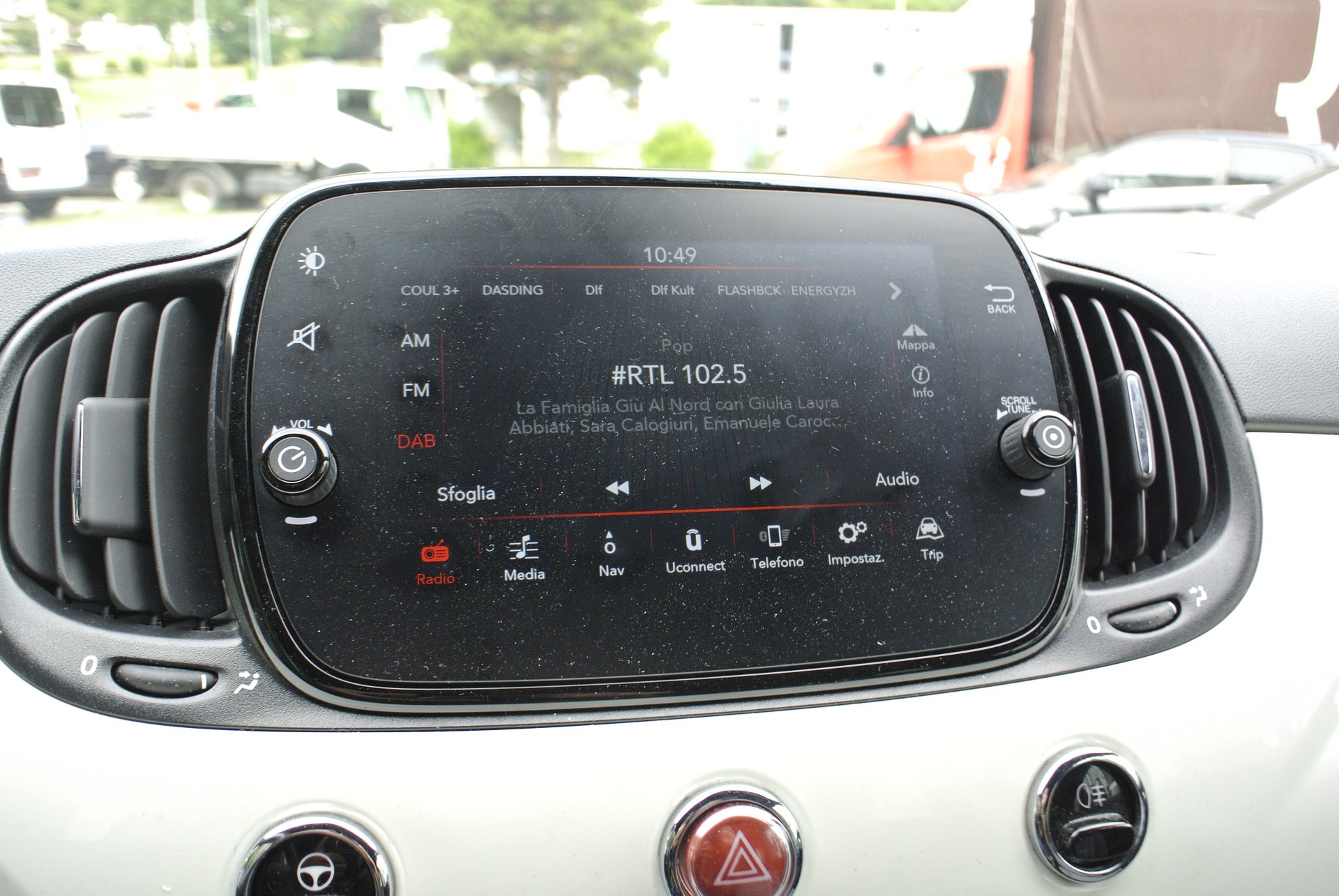 FIAT 500 1.2 Lounge Dualogic-image-14