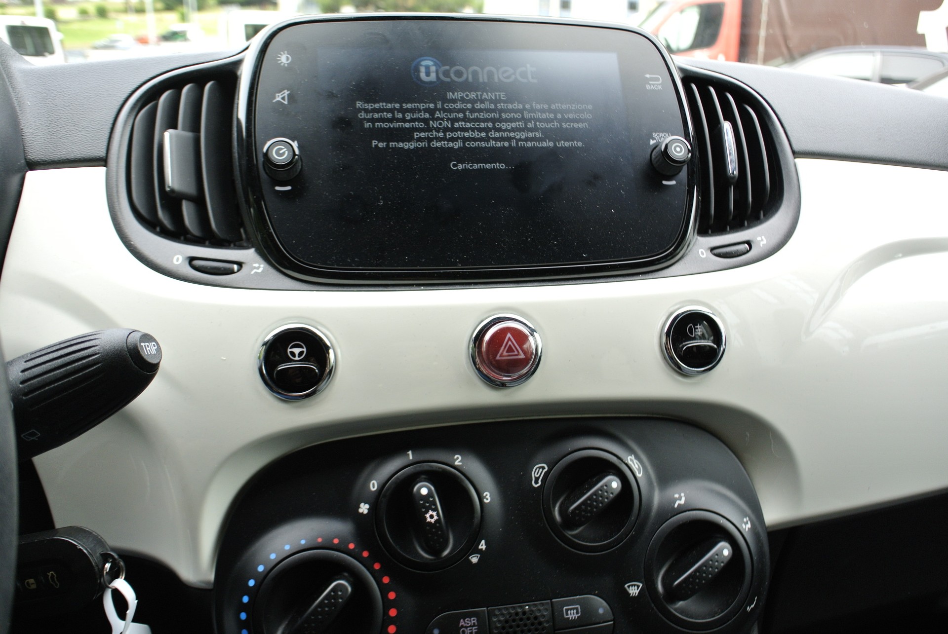 FIAT 500 1.2 Lounge Dualogic-image-13