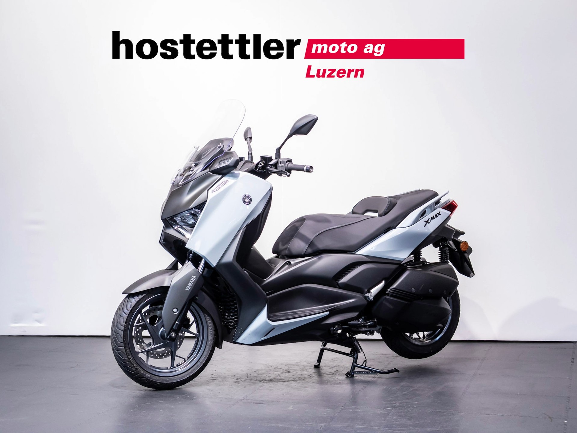 YAMAHA XMAX 300 Tech MAX+-showroom-element-1