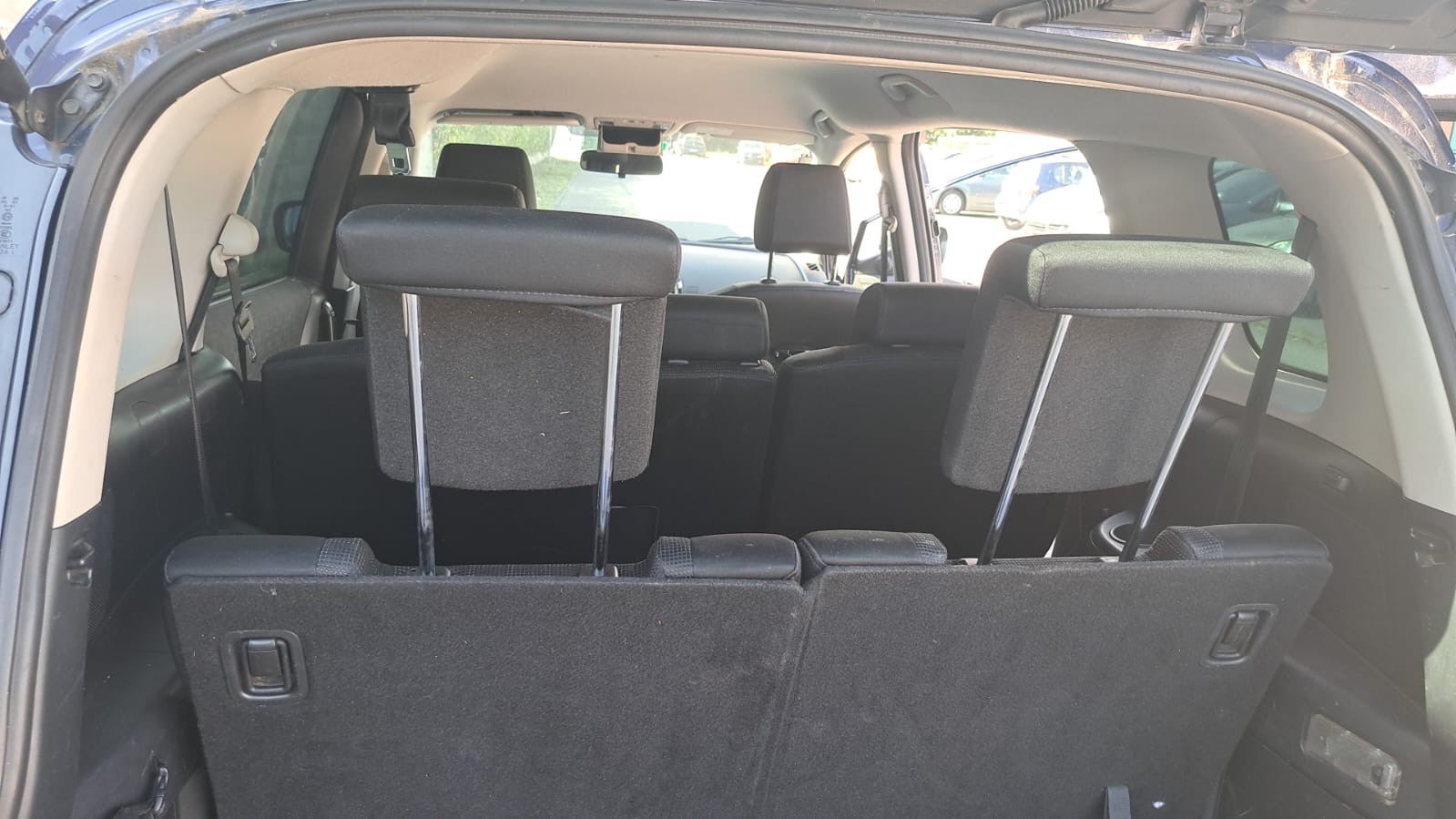 MAZDA 5 2.0 16V Confort-image-12
