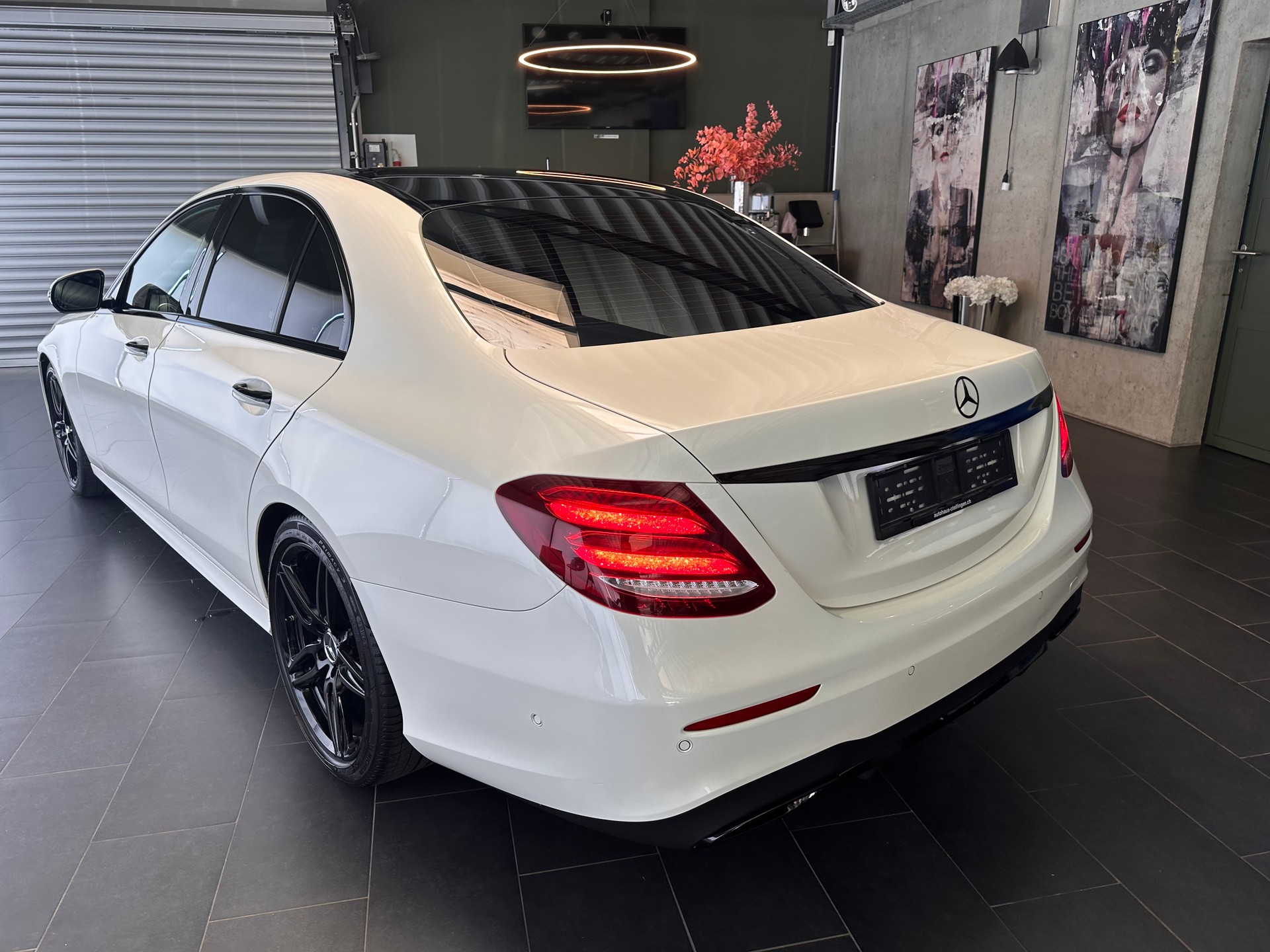 MERCEDES-BENZ E 400 d AMG Line 4matic-image-21