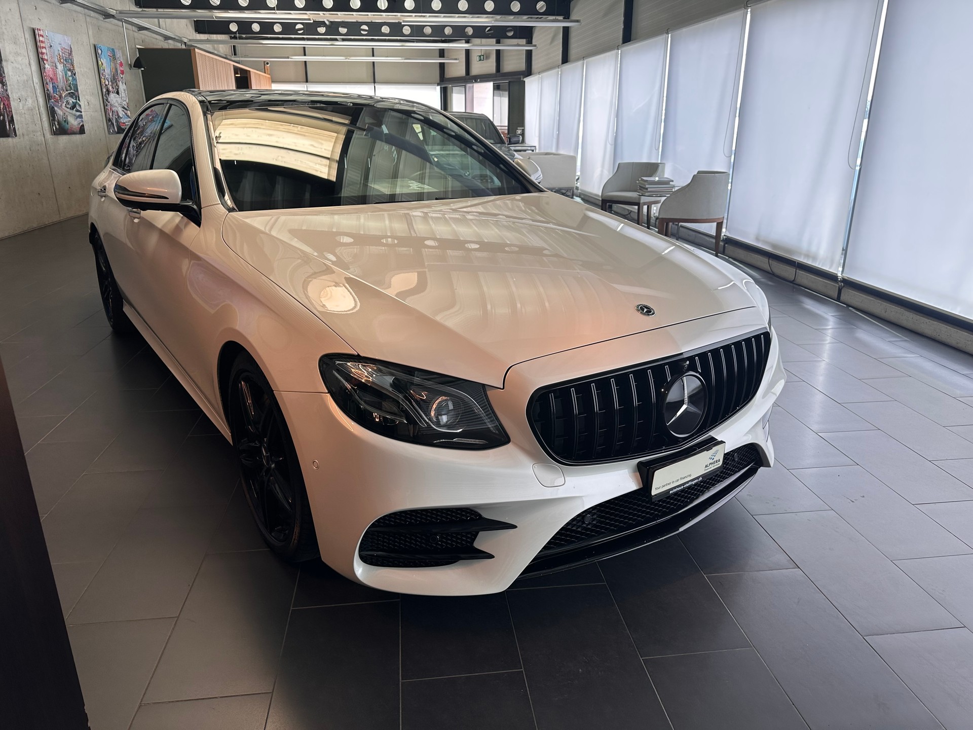 MERCEDES-BENZ E 400 d AMG Line 4matic-showroom-element-1