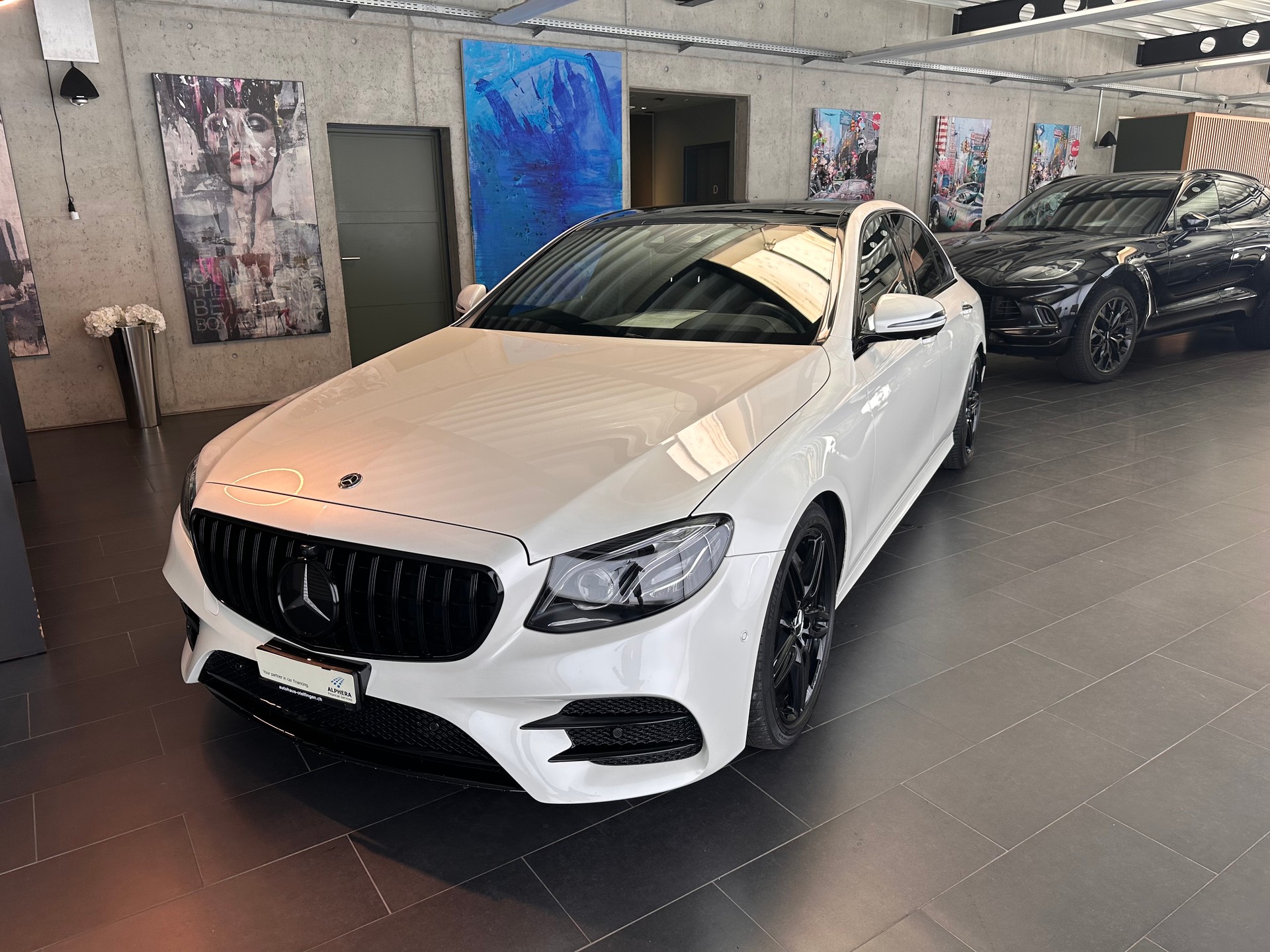 MERCEDES-BENZ E 400 d AMG Line 4matic-image-6