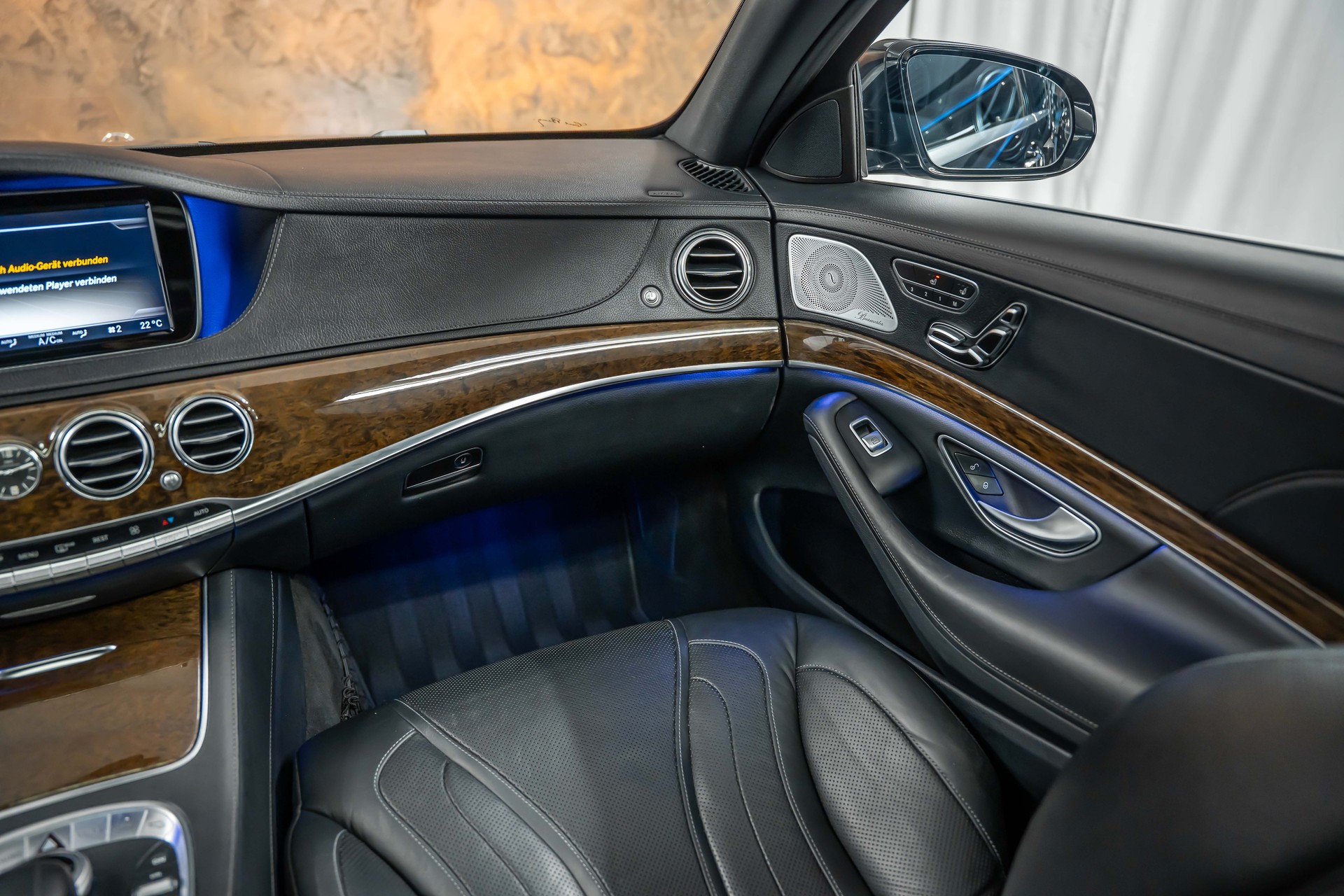MERCEDES-BENZ S 63 AMG 4Matic Speedshift MCT *Nachtsicht*Panorama*Massage*Kühlschrank*-image-23