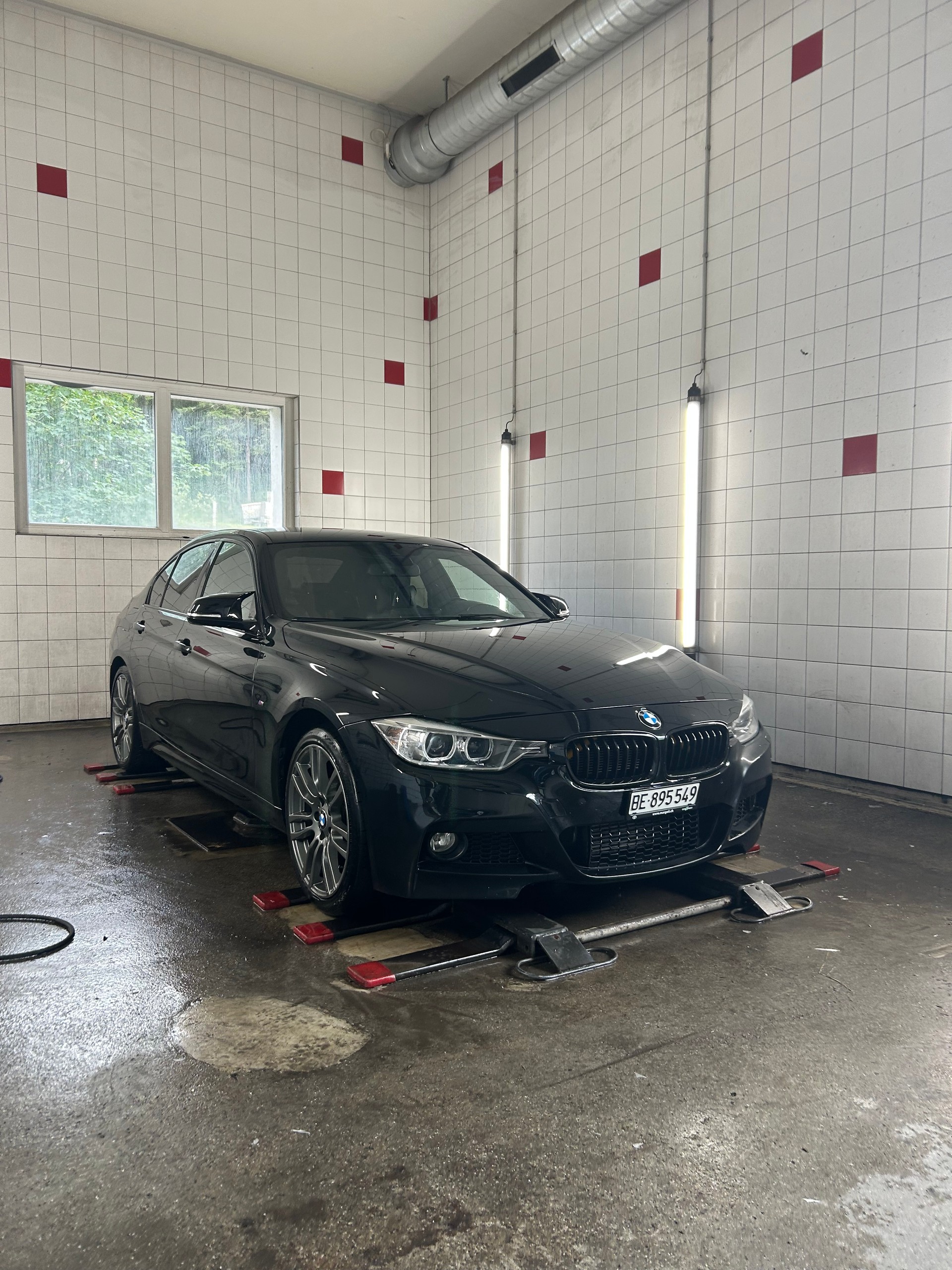 BMW xDrive M-Sport Steptronic-image-0
