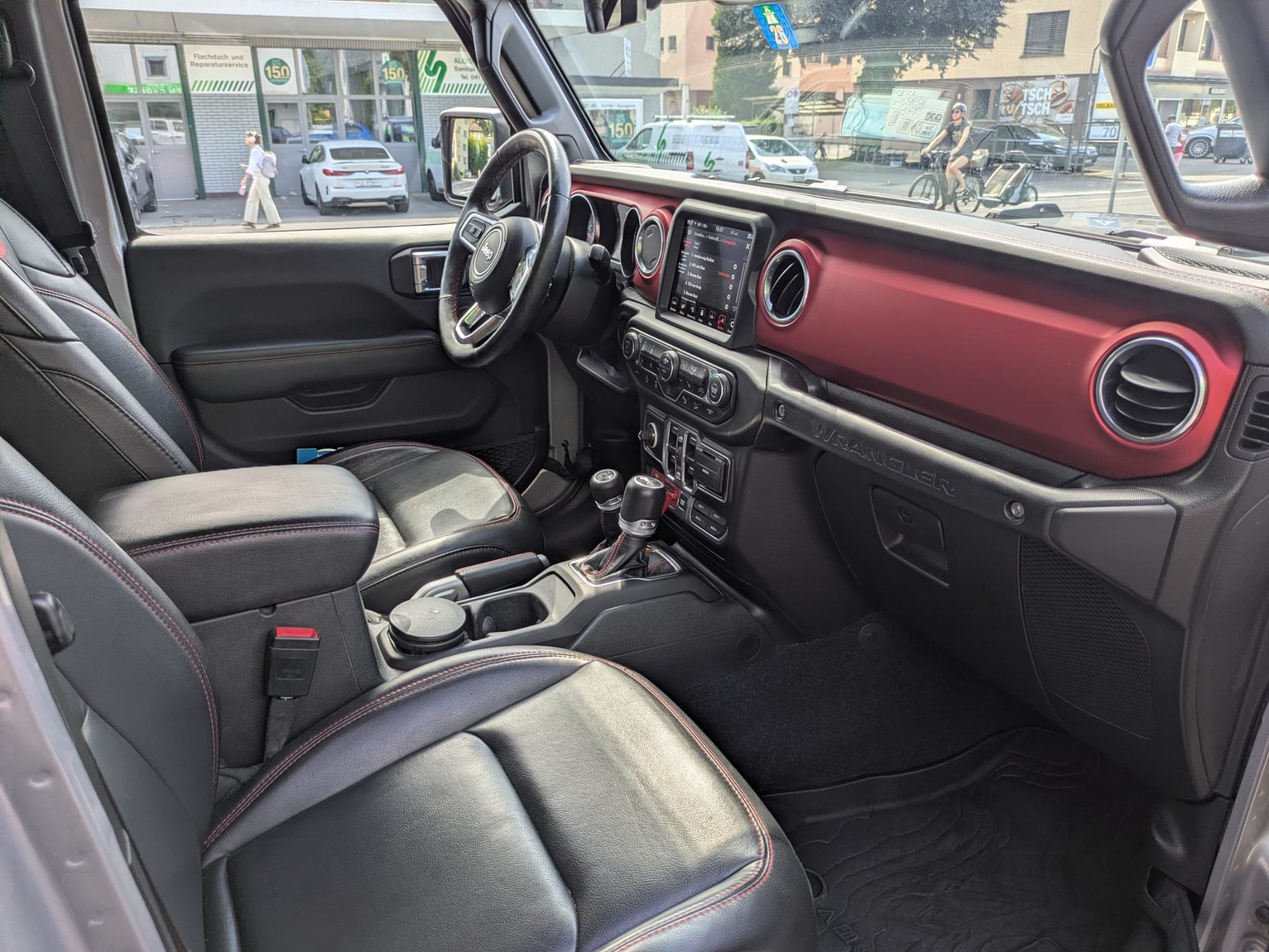 JEEP Wrangler 2.0 Unlimited Rubicon Automatic-image-13