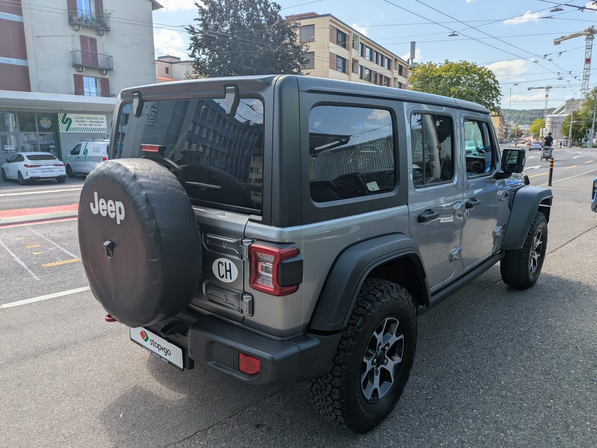 JEEP Wrangler 2.0 Unlimited Rubicon Automatic-image-8