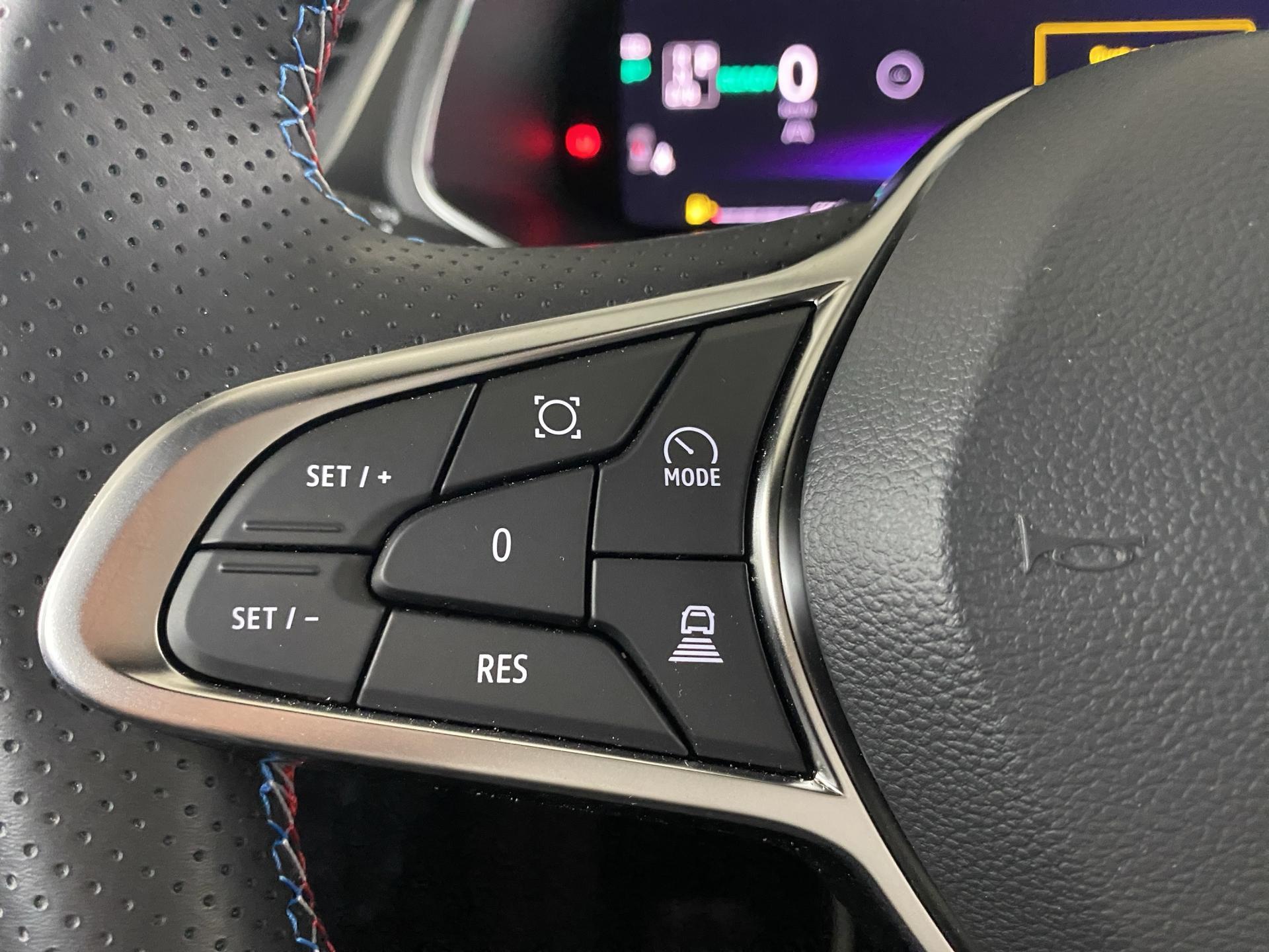 RENAULT Captur 1.6 E-Tech 145 Esprit Alpine DHT-image-18