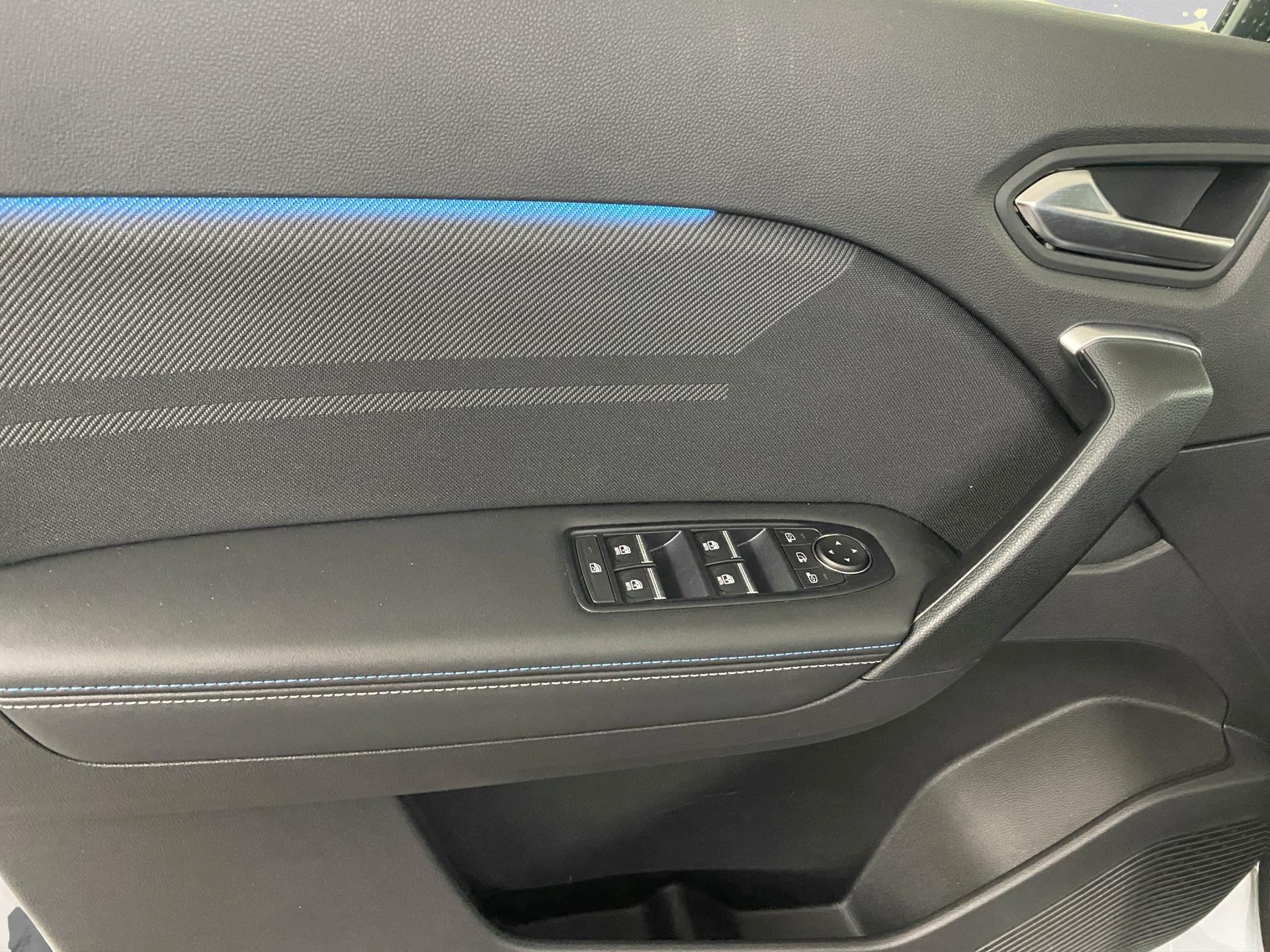 RENAULT Captur 1.6 E-Tech 145 Esprit Alpine DHT-image-21