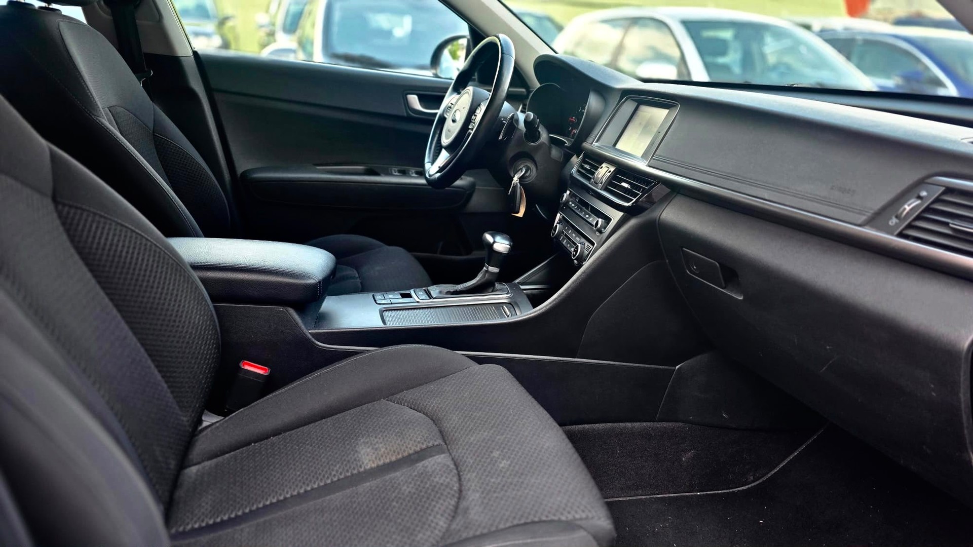 KIA Optima SW 1.7 CRDi Style DCT-image-7