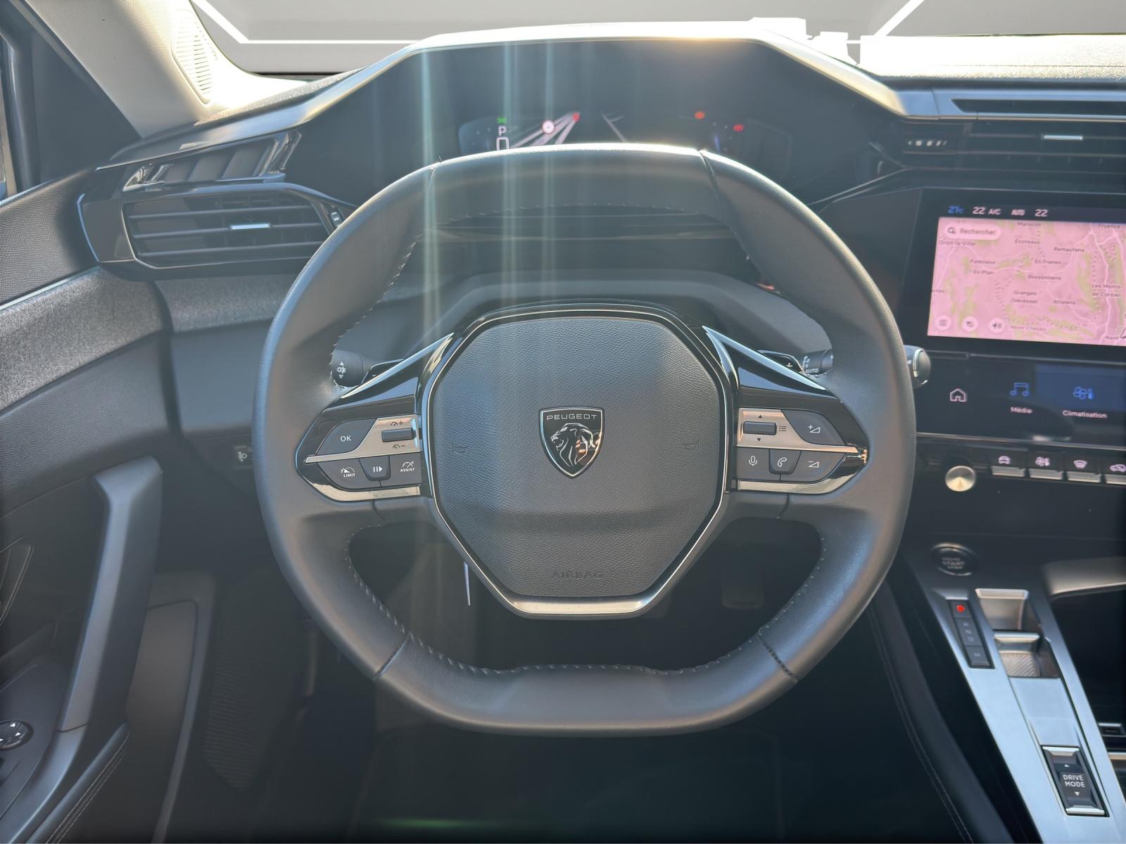 PEUGEOT 308 1.2 130 Allure-image-10