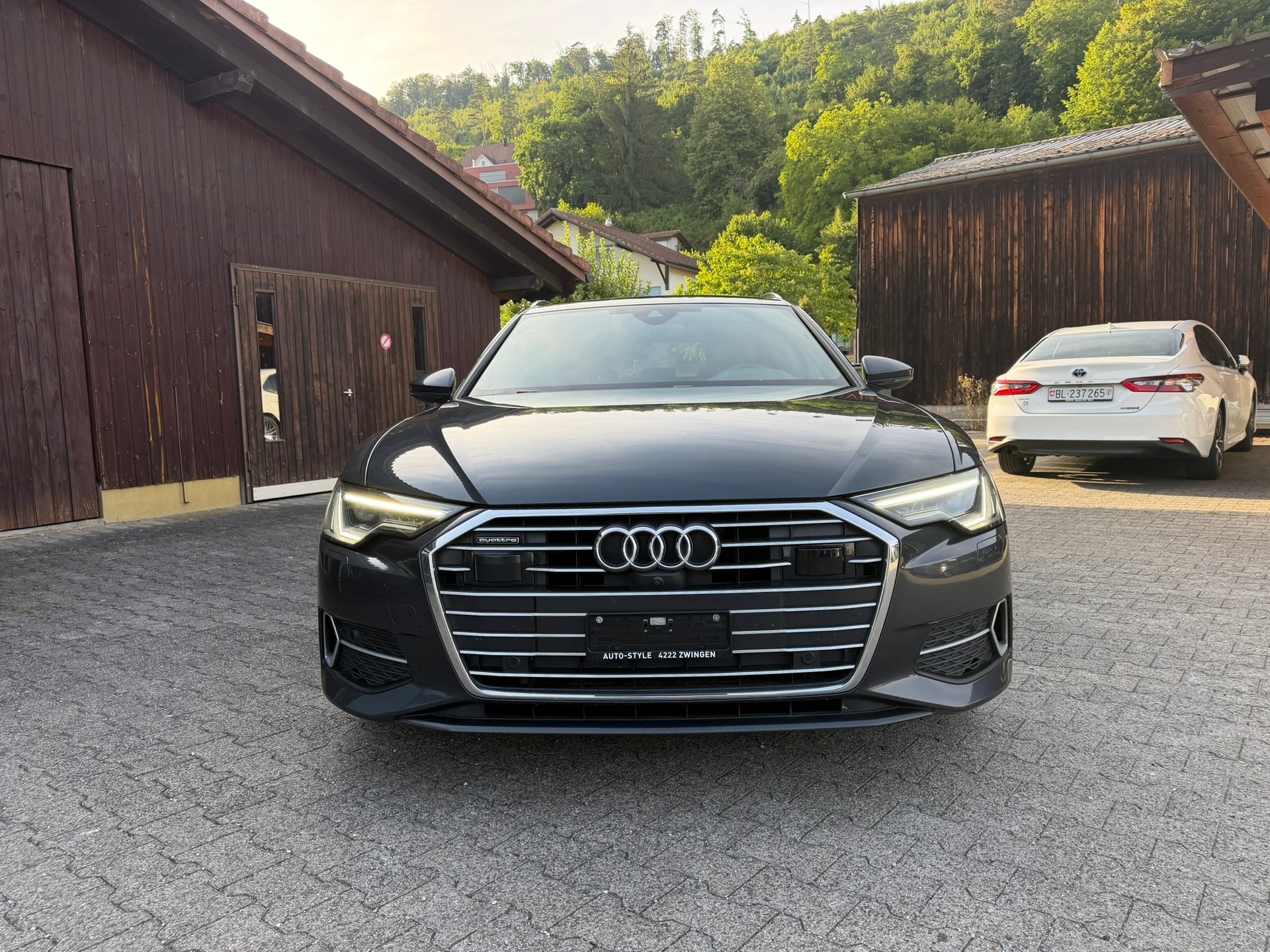 AUDI A6 Avant 40 TDI Sport Attraction quattro S-tronic-image-1