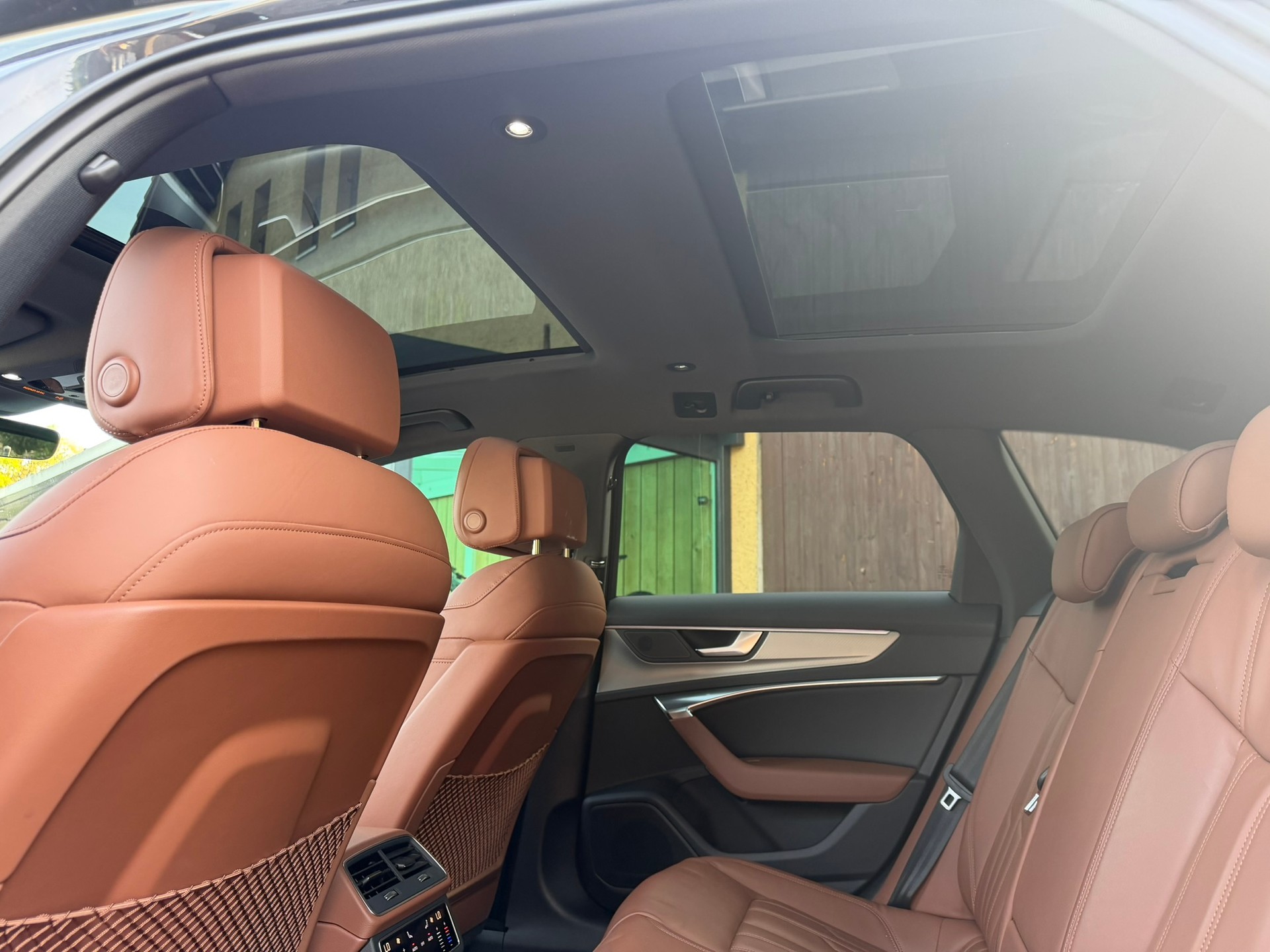 AUDI A6 Avant 40 TDI Sport Attraction quattro S-tronic-image-8