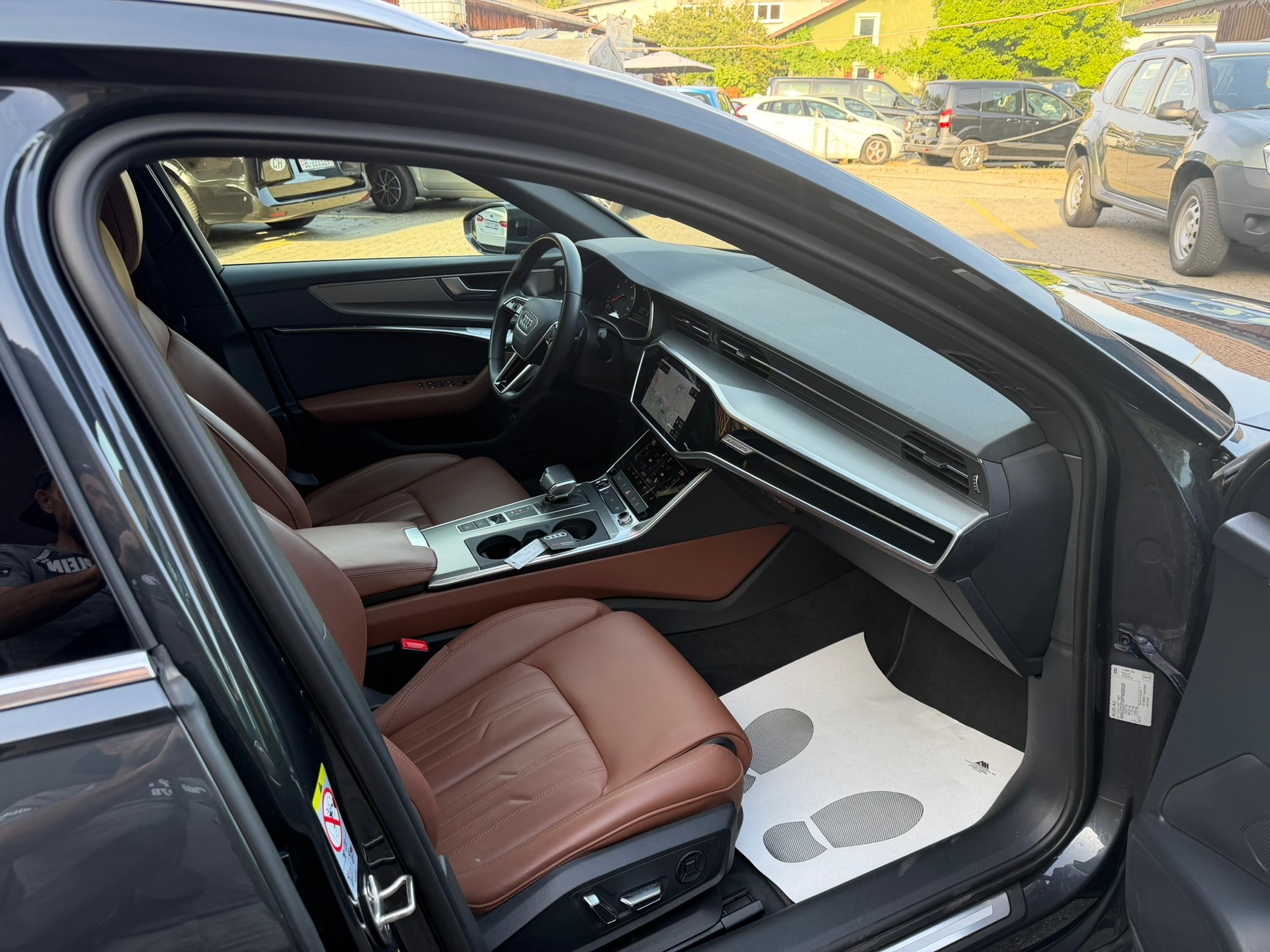 AUDI A6 Avant 40 TDI Sport Attraction quattro S-tronic-image-9