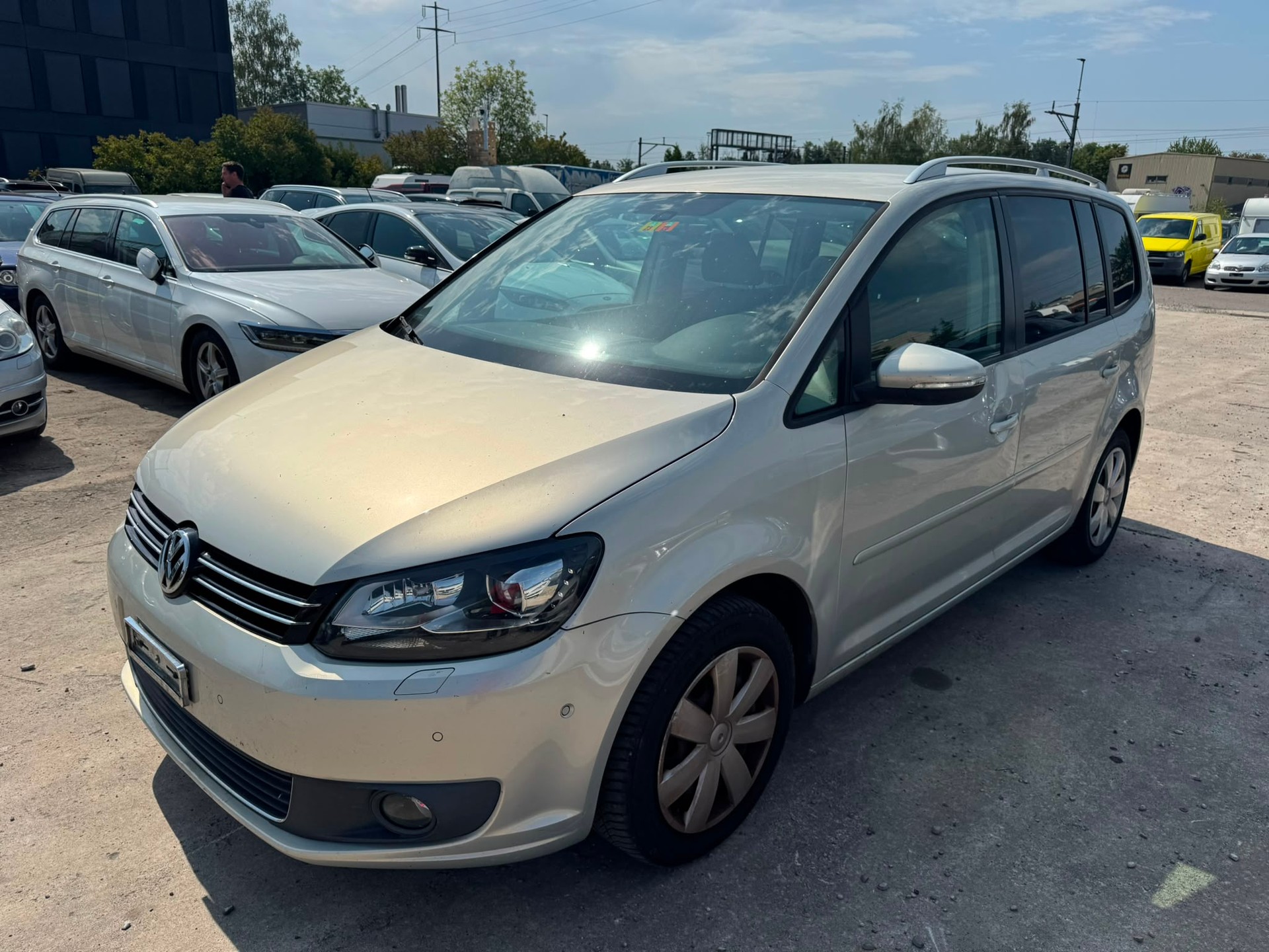 VW Touran 1.4 TSI Comfortline-image-1