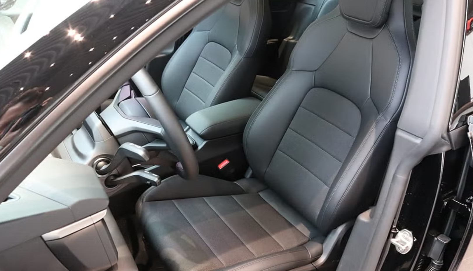 PORSCHE Macan 100kWh-image-4