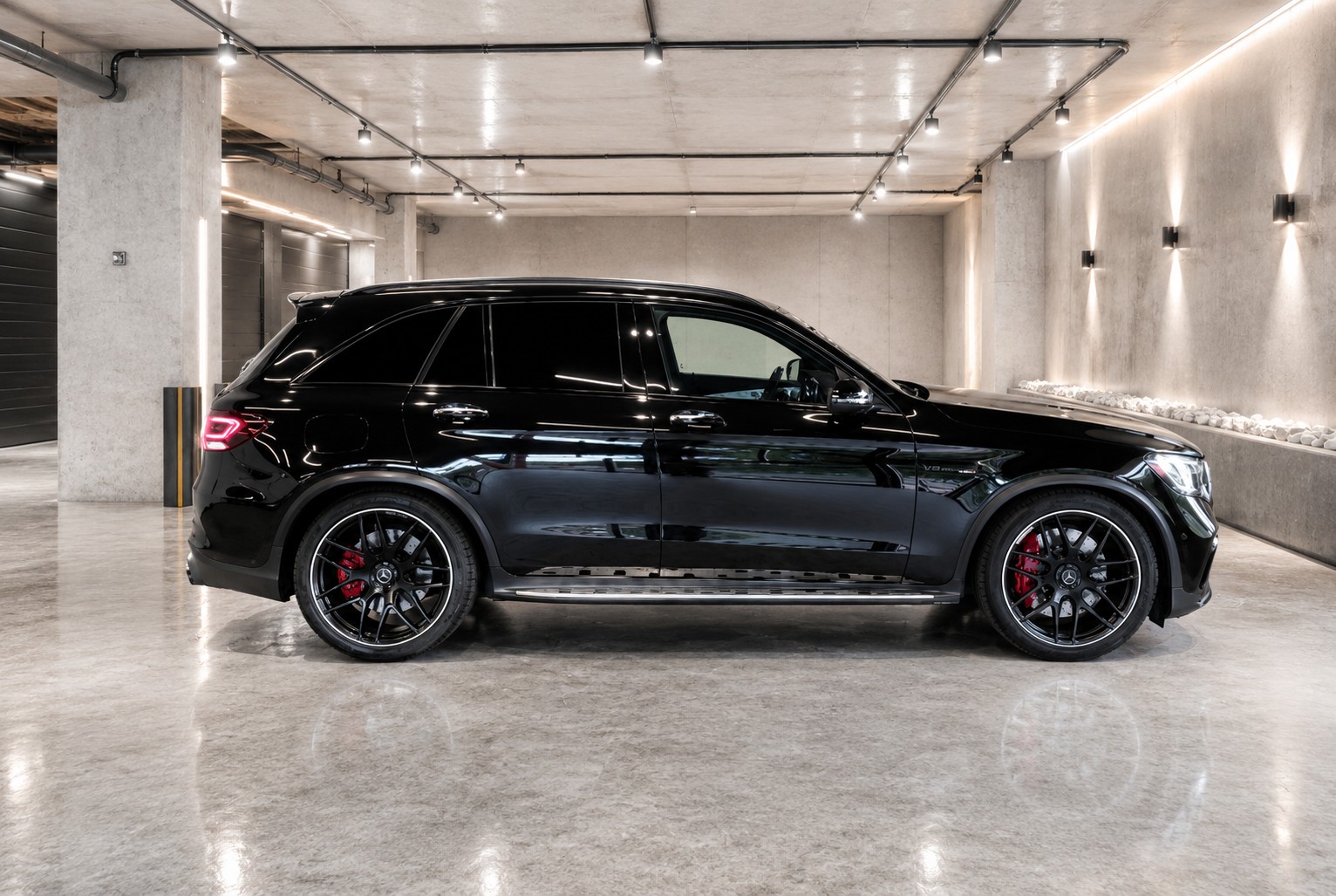 MERCEDES-BENZ GLC 63 S AMG 4m+-image-2