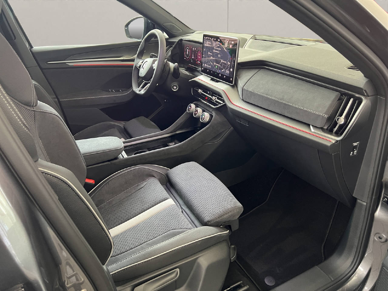 SKODA Kodiaq 2.0 TDI Sportline 4x4 DSG-Automat-image-20