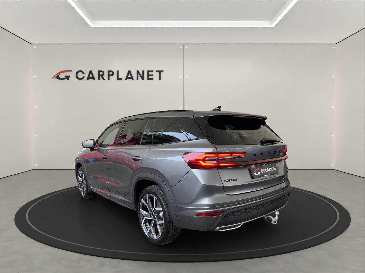 SKODA Kodiaq 2.0 TDI Sportline 4x4 DSG-Automat-image-3