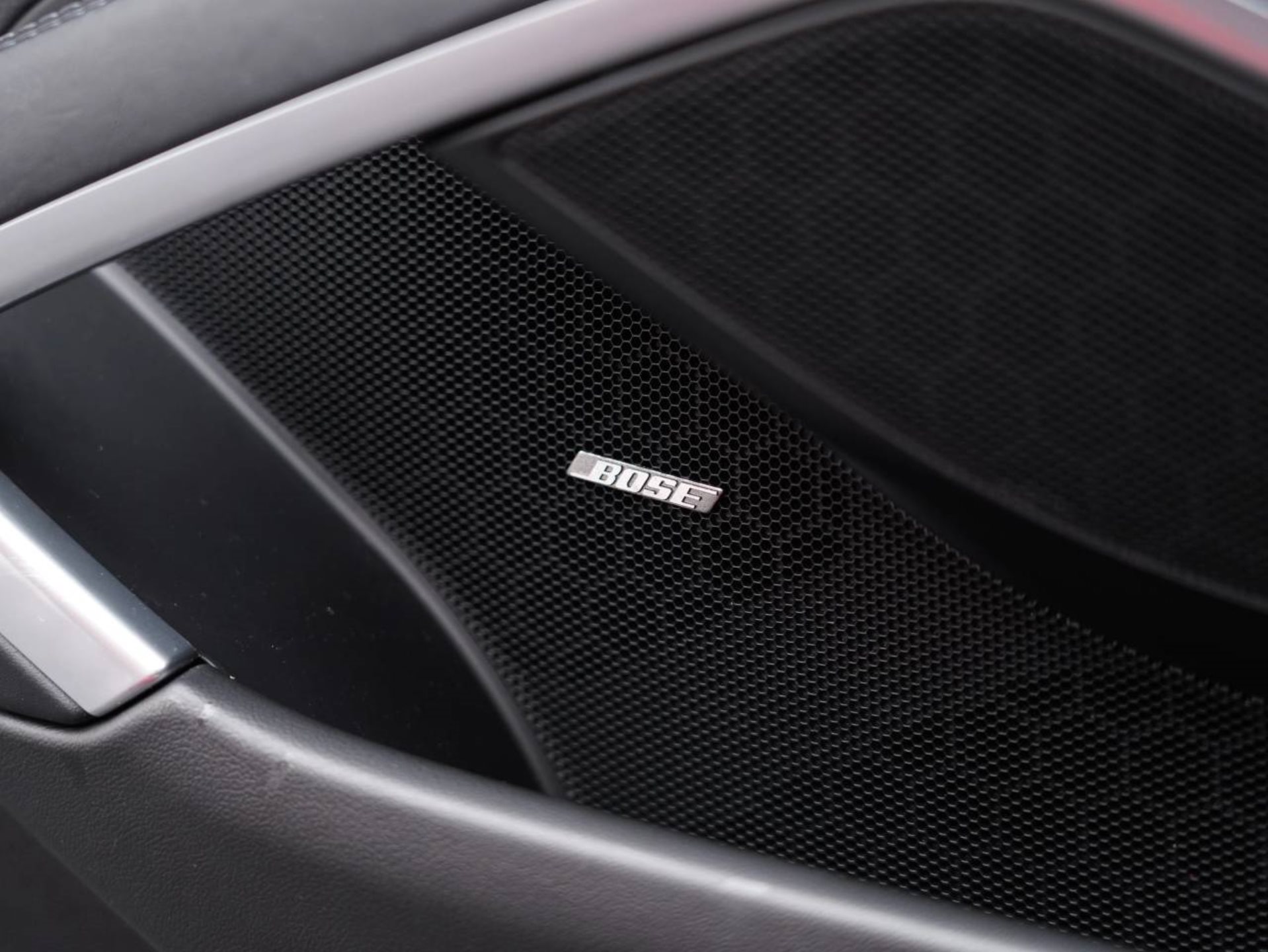 PORSCHE 911 Carrera 4 GTS-image-29