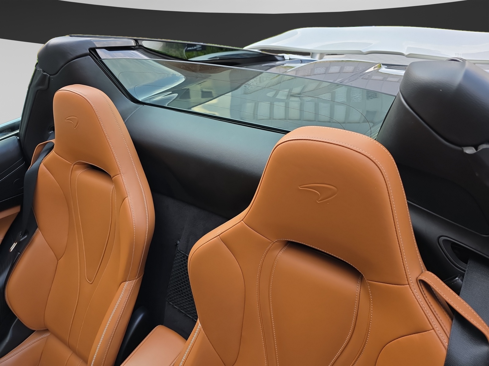 McLAREN 720S Spider Luxury 4.0 V8 SSG-image-15