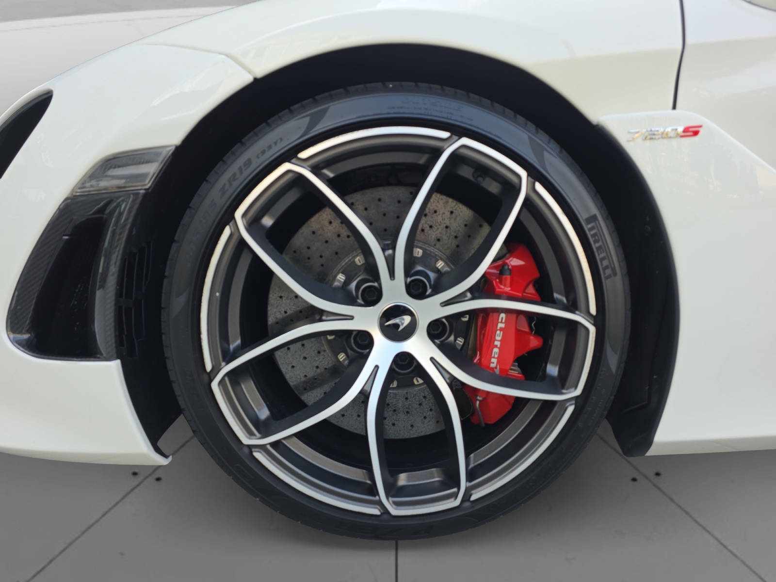 McLAREN 720S Spider Luxury 4.0 V8 SSG-image-8
