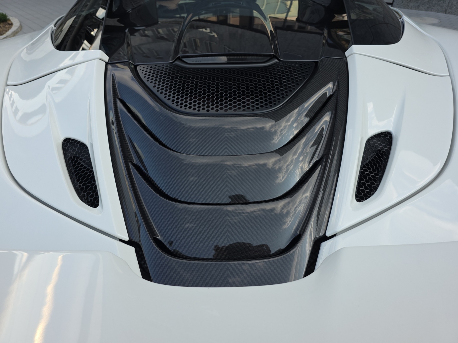 McLAREN 720S Spider Luxury 4.0 V8 SSG-image-18