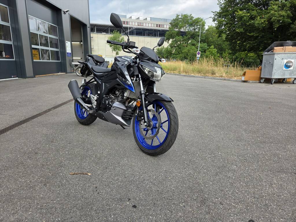 SUZUKI GSX-S 125