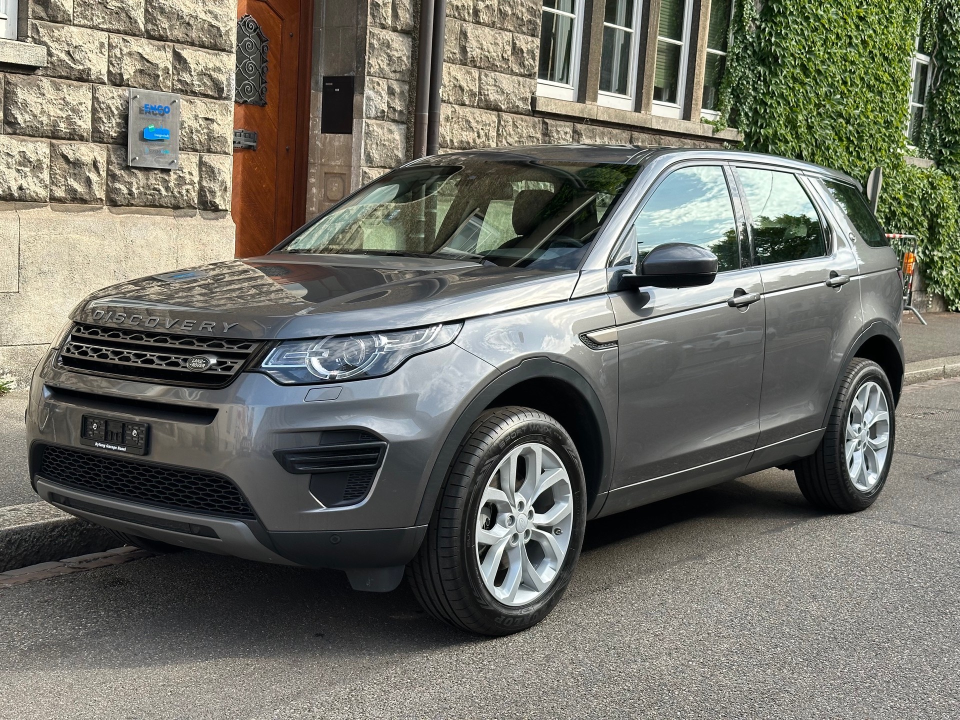 LAND ROVER Discovery Sport 2.0 Si4 HSE Advantage AT9-image-0