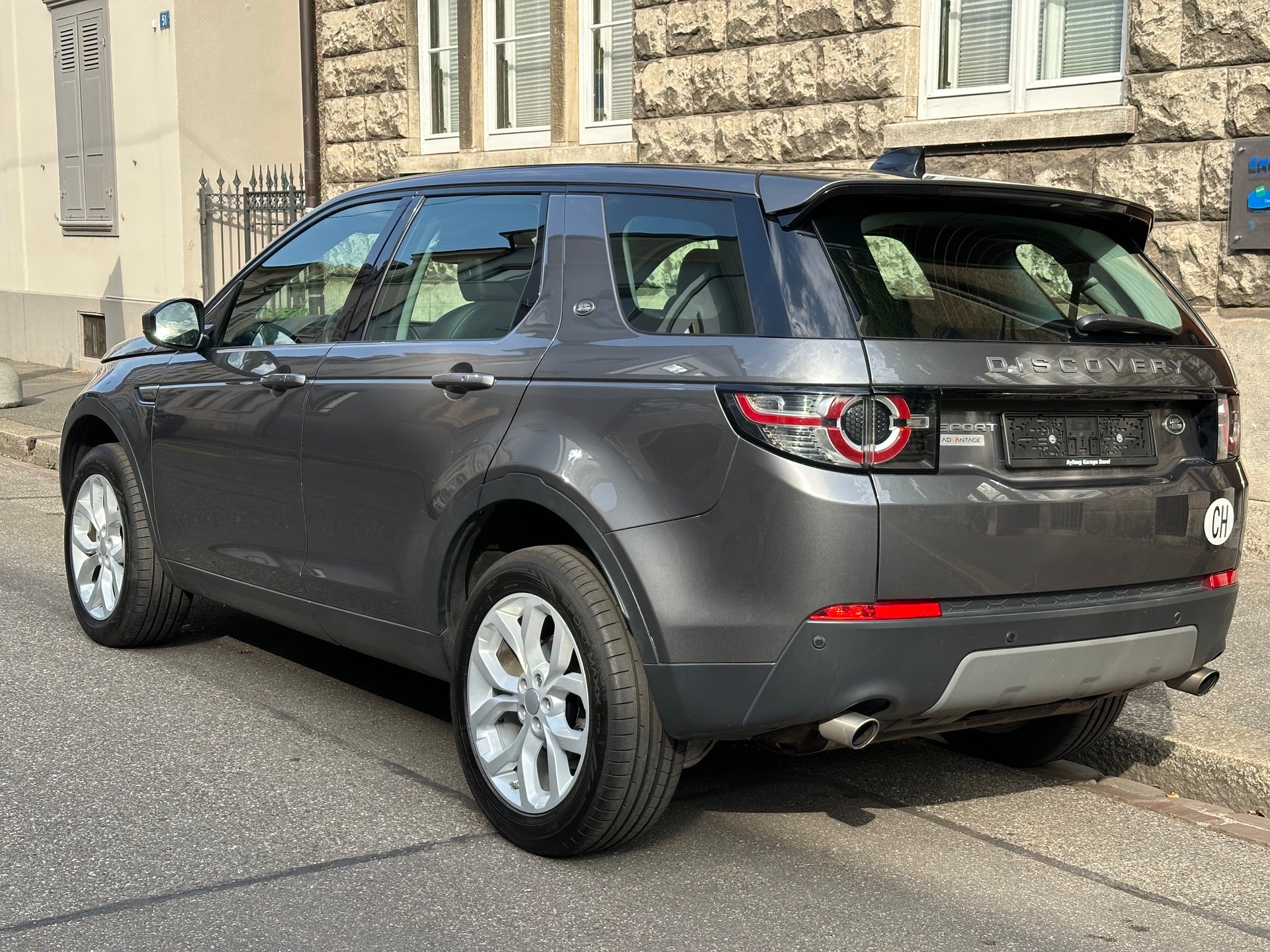 LAND ROVER Discovery Sport 2.0 Si4 HSE Advantage AT9-image-3