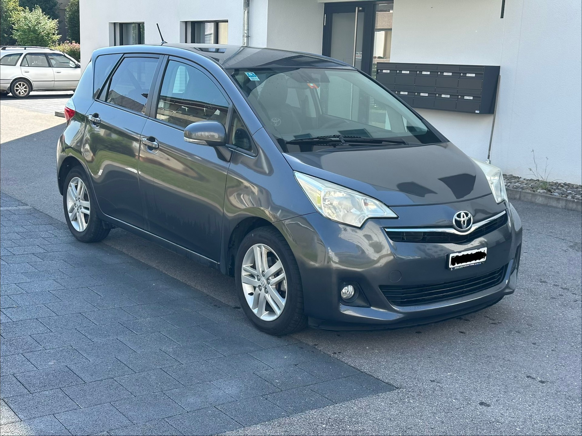 TOYOTA Verso-S 1.33 Linea Terra Multidrive S-image-0