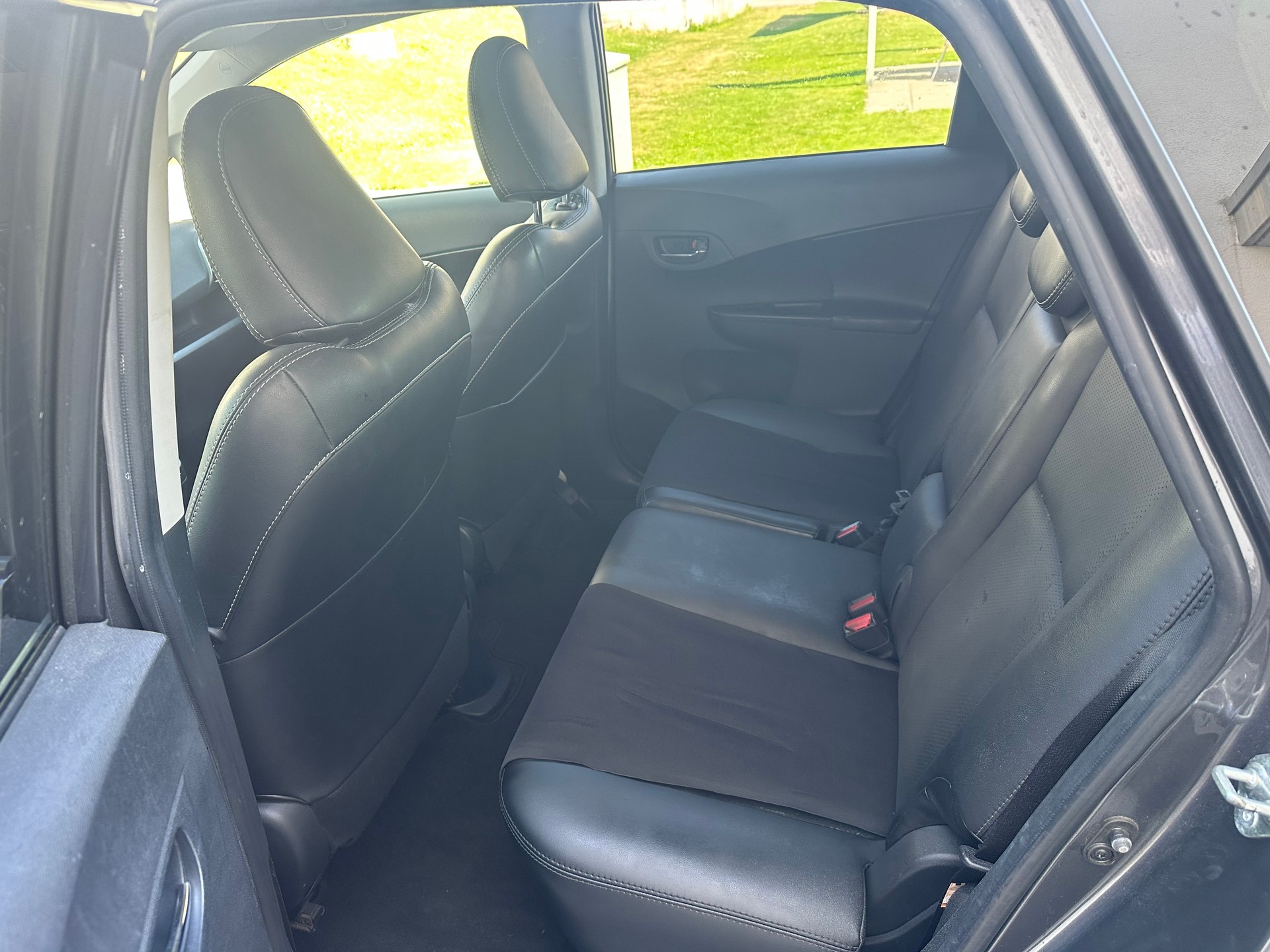 TOYOTA Verso-S 1.33 Linea Terra Multidrive S-image-7