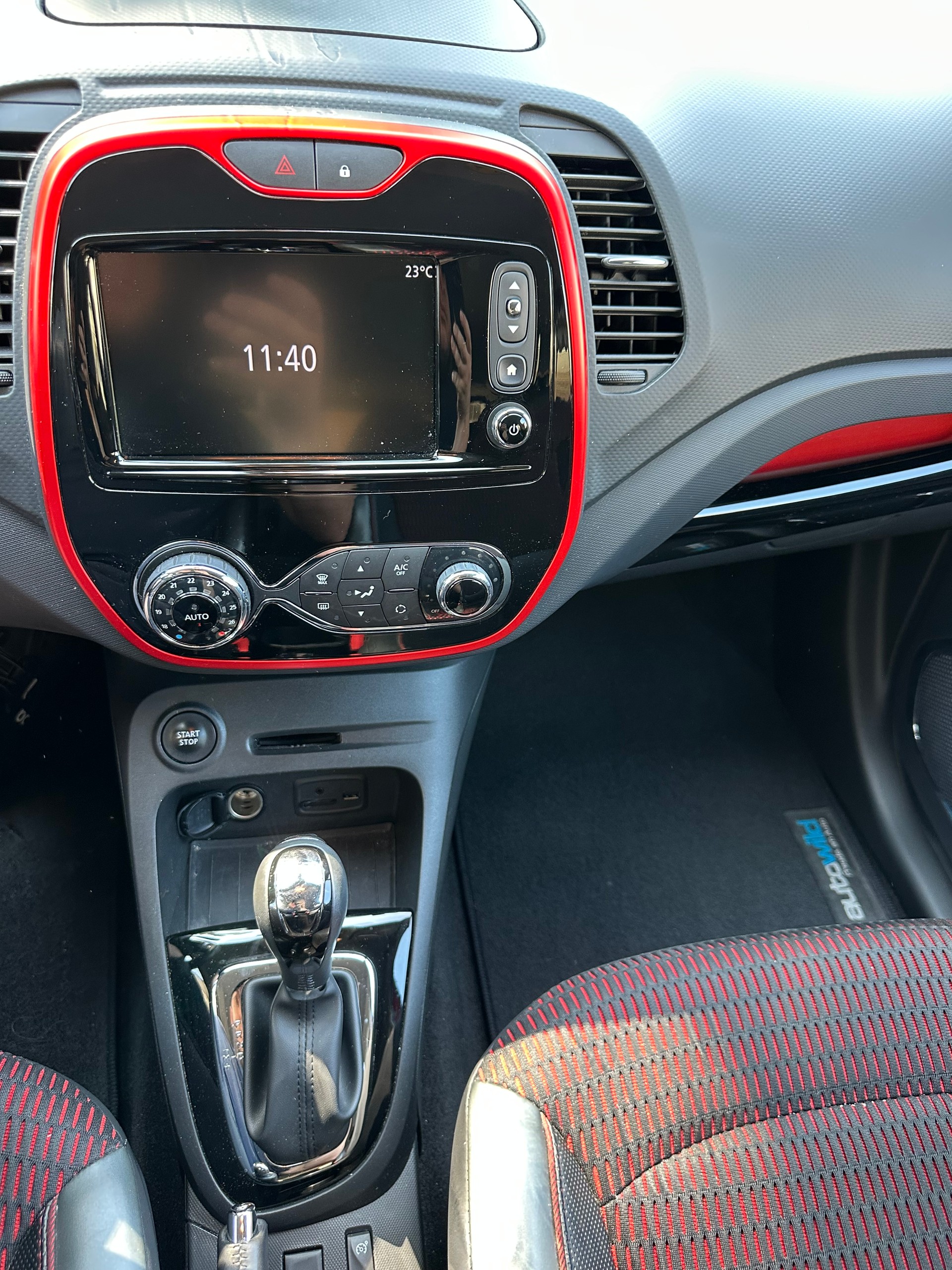 RENAULT Captur 1.2 T 16V Dynamique EDC-image-10