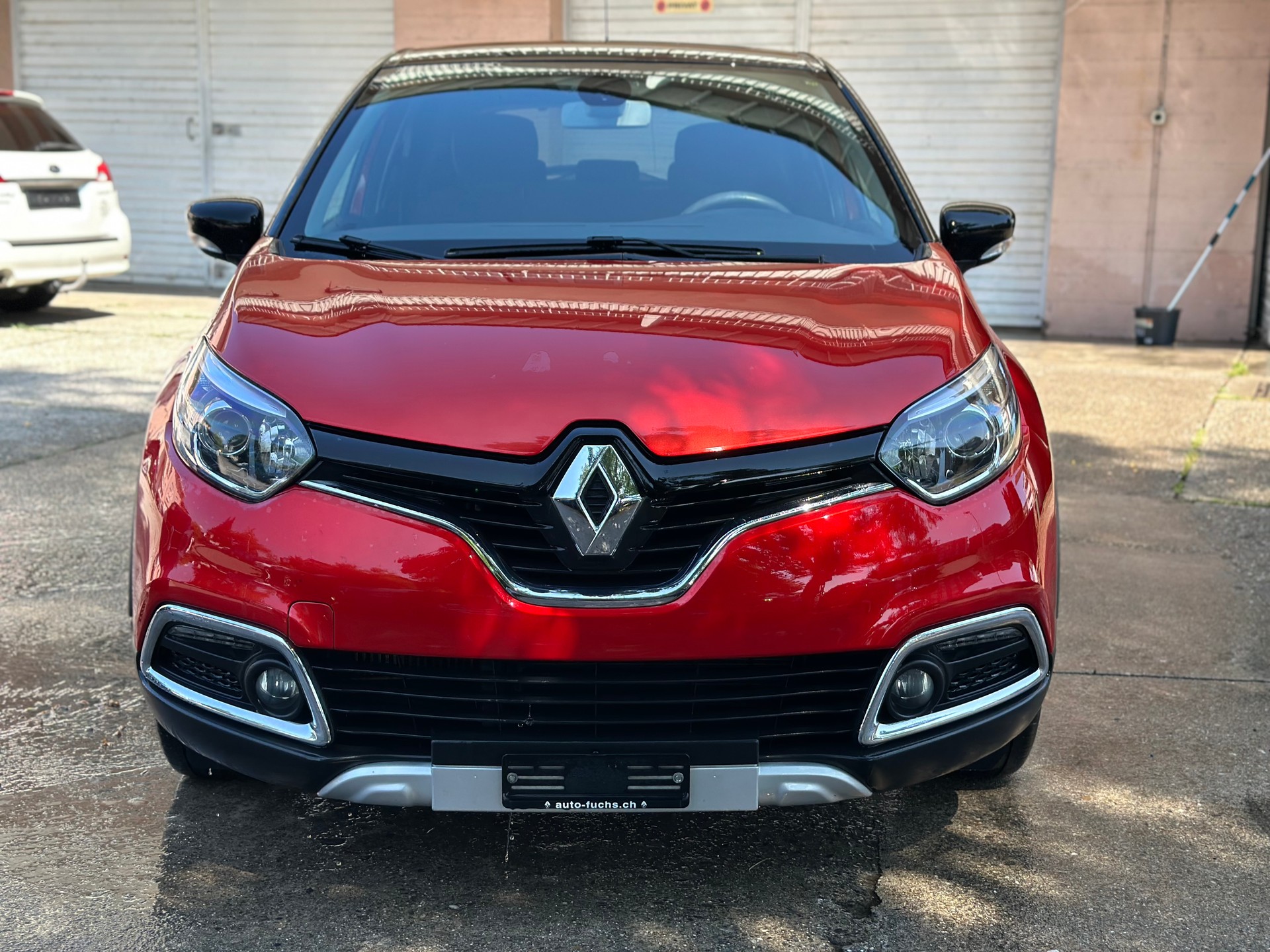 RENAULT Captur 1.2 T 16V Dynamique EDC-image-0