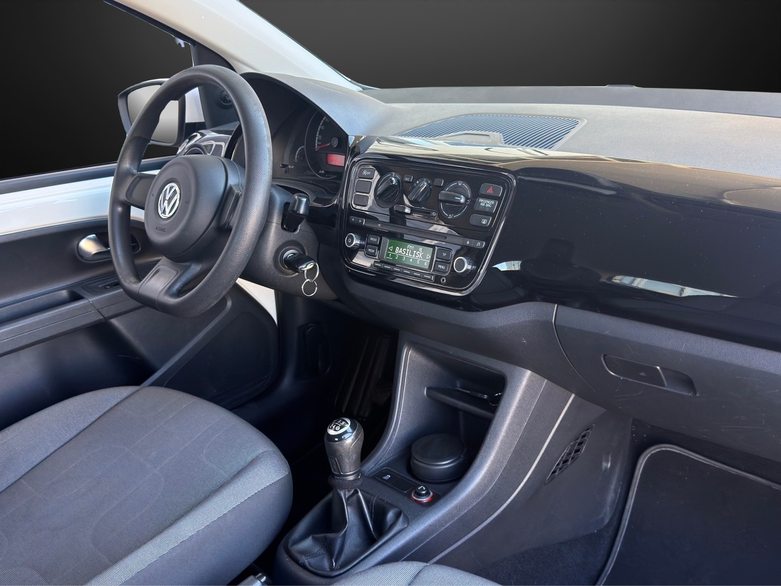 VW Up 1.0 BMT move up-image-9