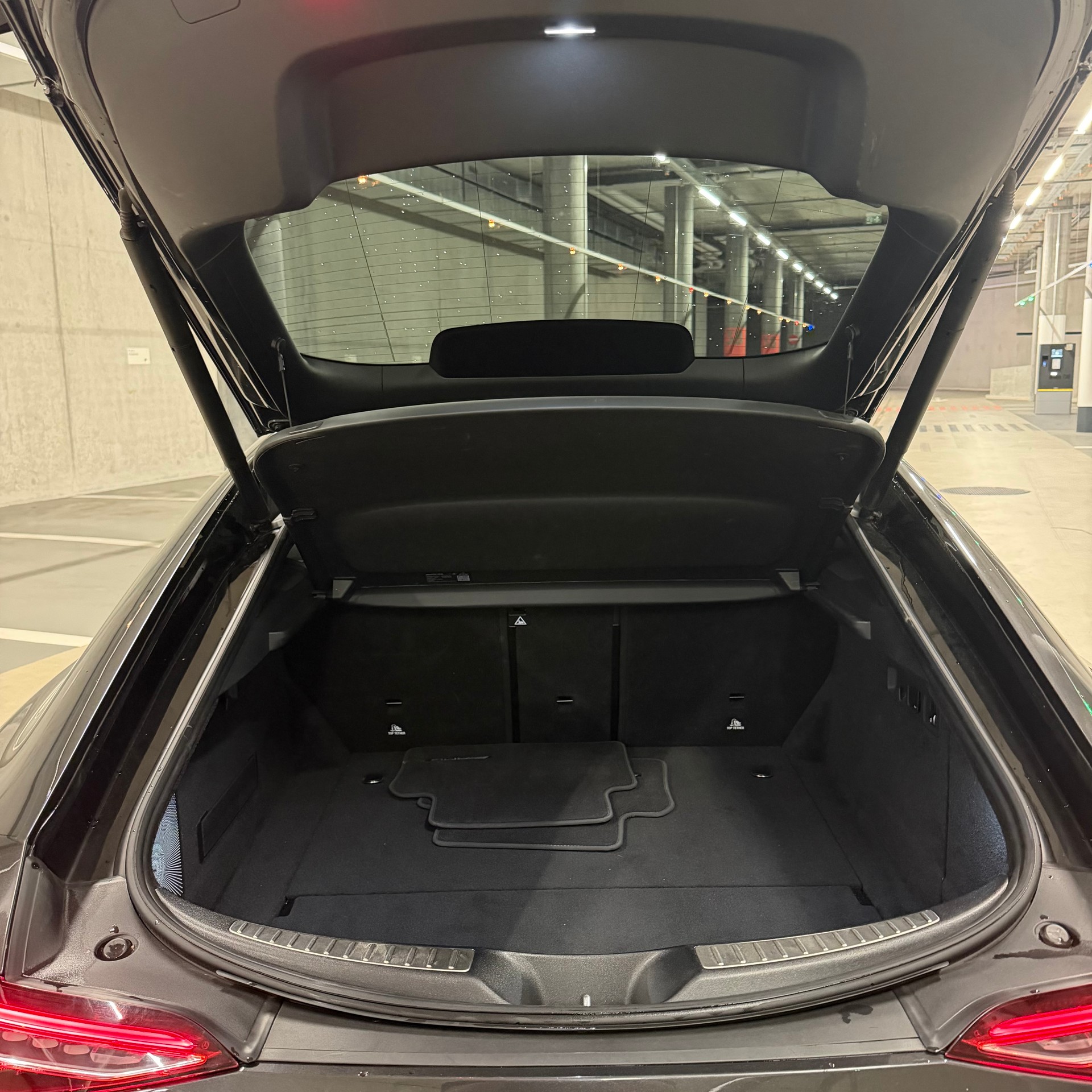MERCEDES-BENZ AMG GT 4 63 S 4Matic+ Speedshift MCT-image-11