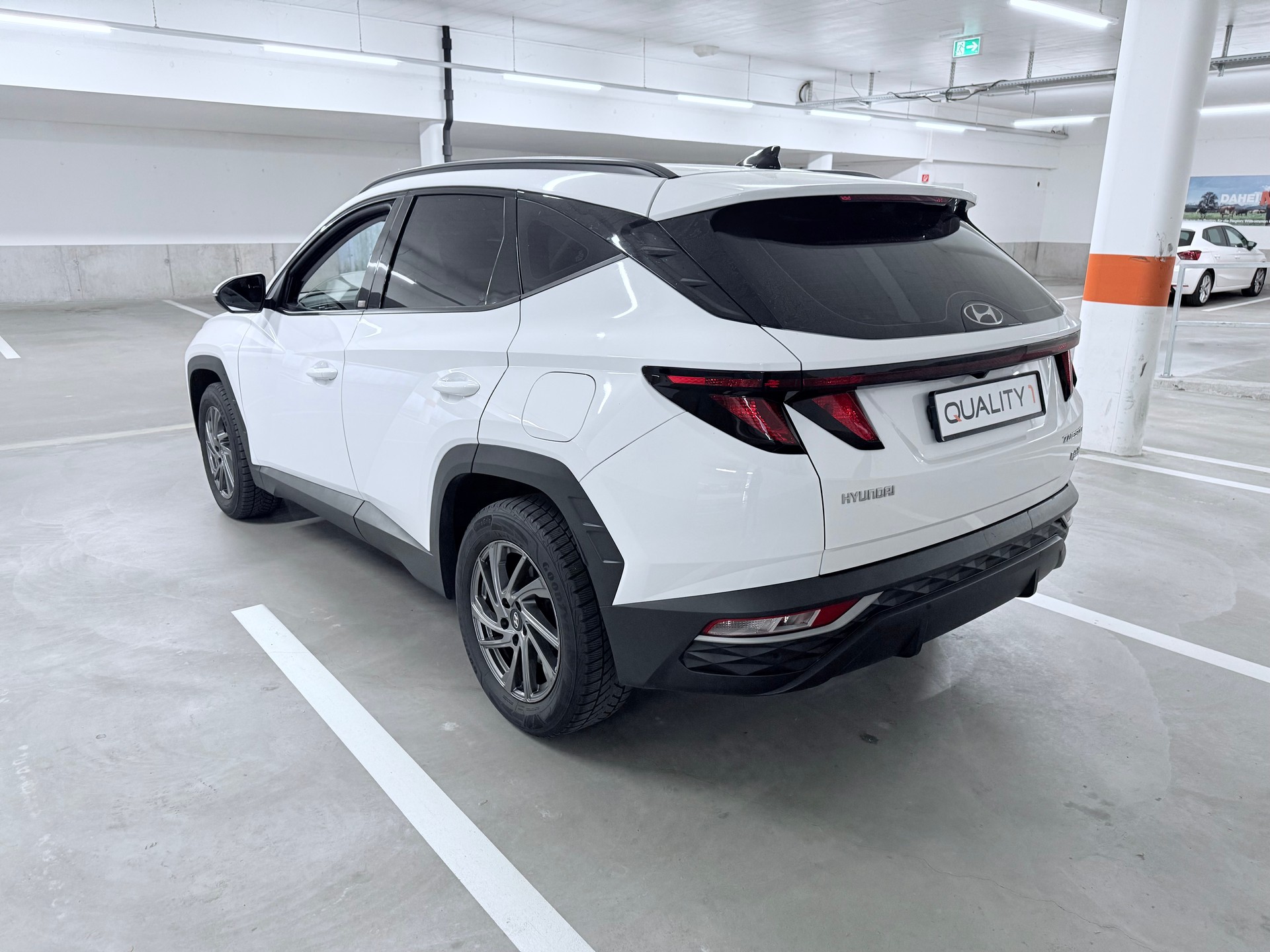 HYUNDAI Tucson 1.6 TGDI HEV Origo 4WD-image-3