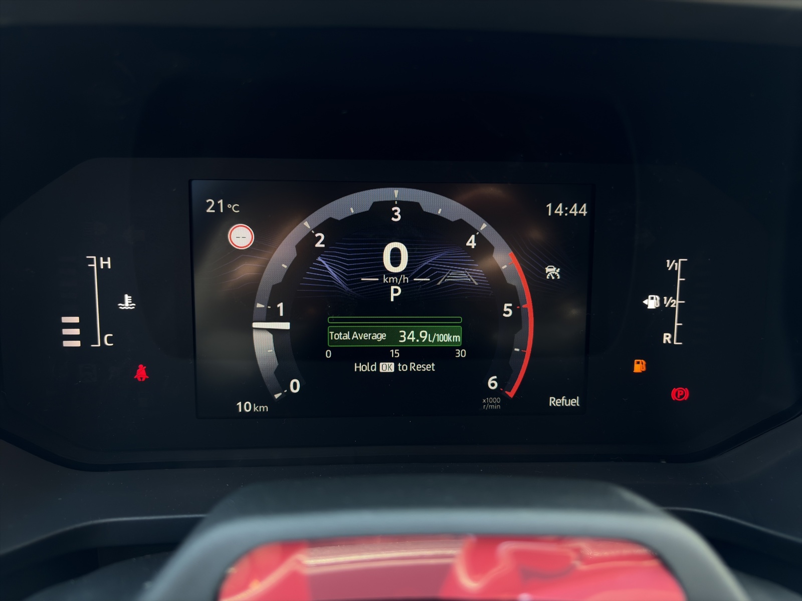 TOYOTA Hilux Double Cab.-Pick-up 2.8 D-4D MHEV 204 Advanced-image-13