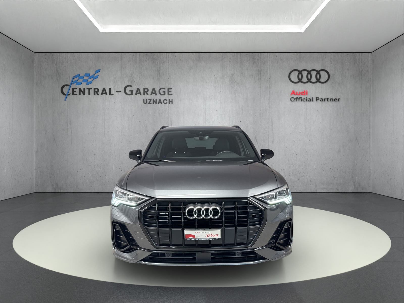AUDI Q3 45 TFSI S line quattro S-tronic-showroom-element-1