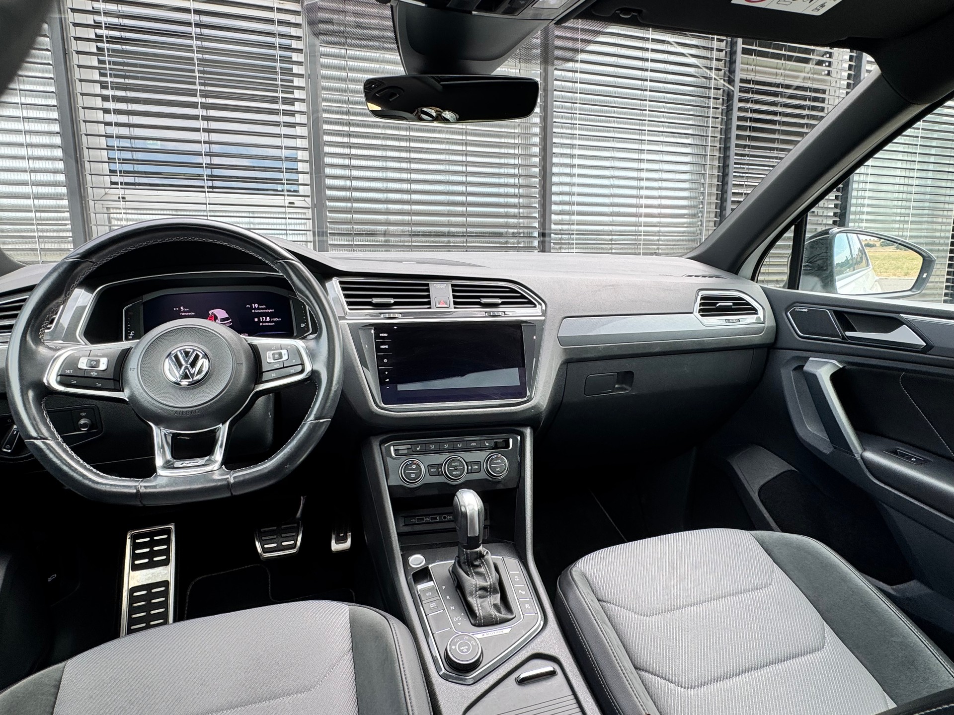 VW 2.0 TSI Highline DSG-image-9