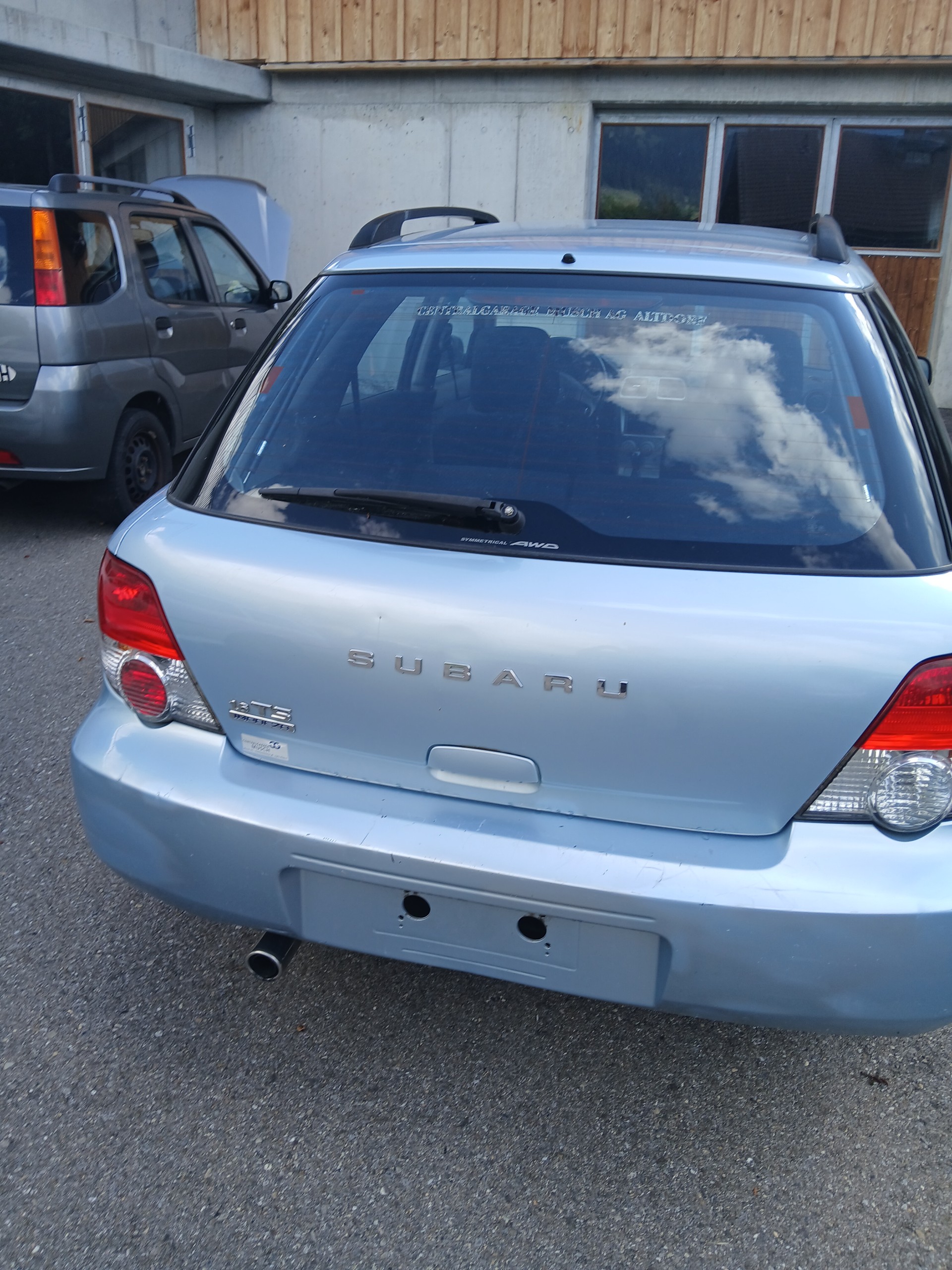 SUBARU Impreza 1.6-image-1