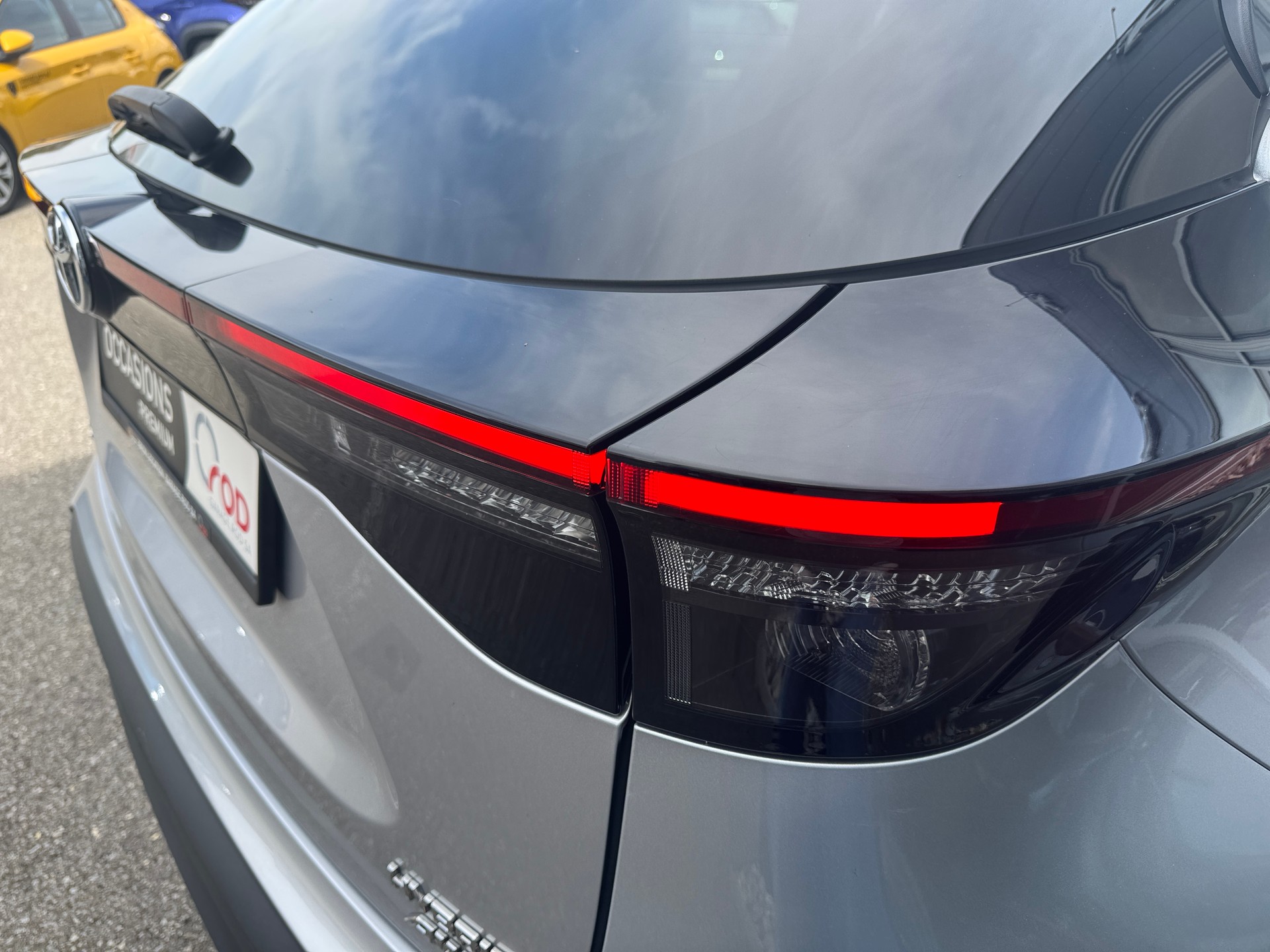 TOYOTA Yaris Cross 1.5 Trend e-CVT AWDi-image-6