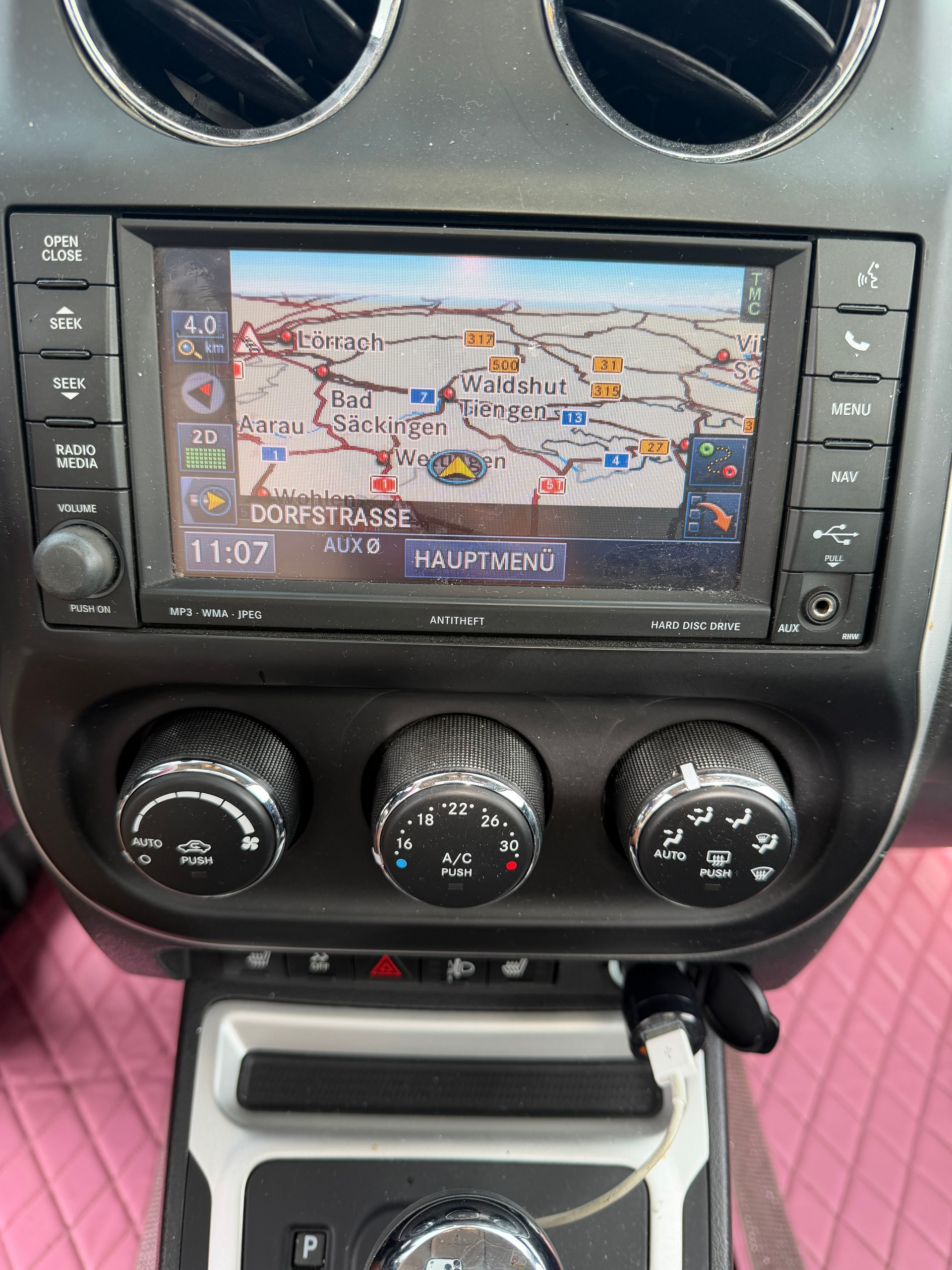 JEEP Compass 2.4 Limited Automatic-image-8