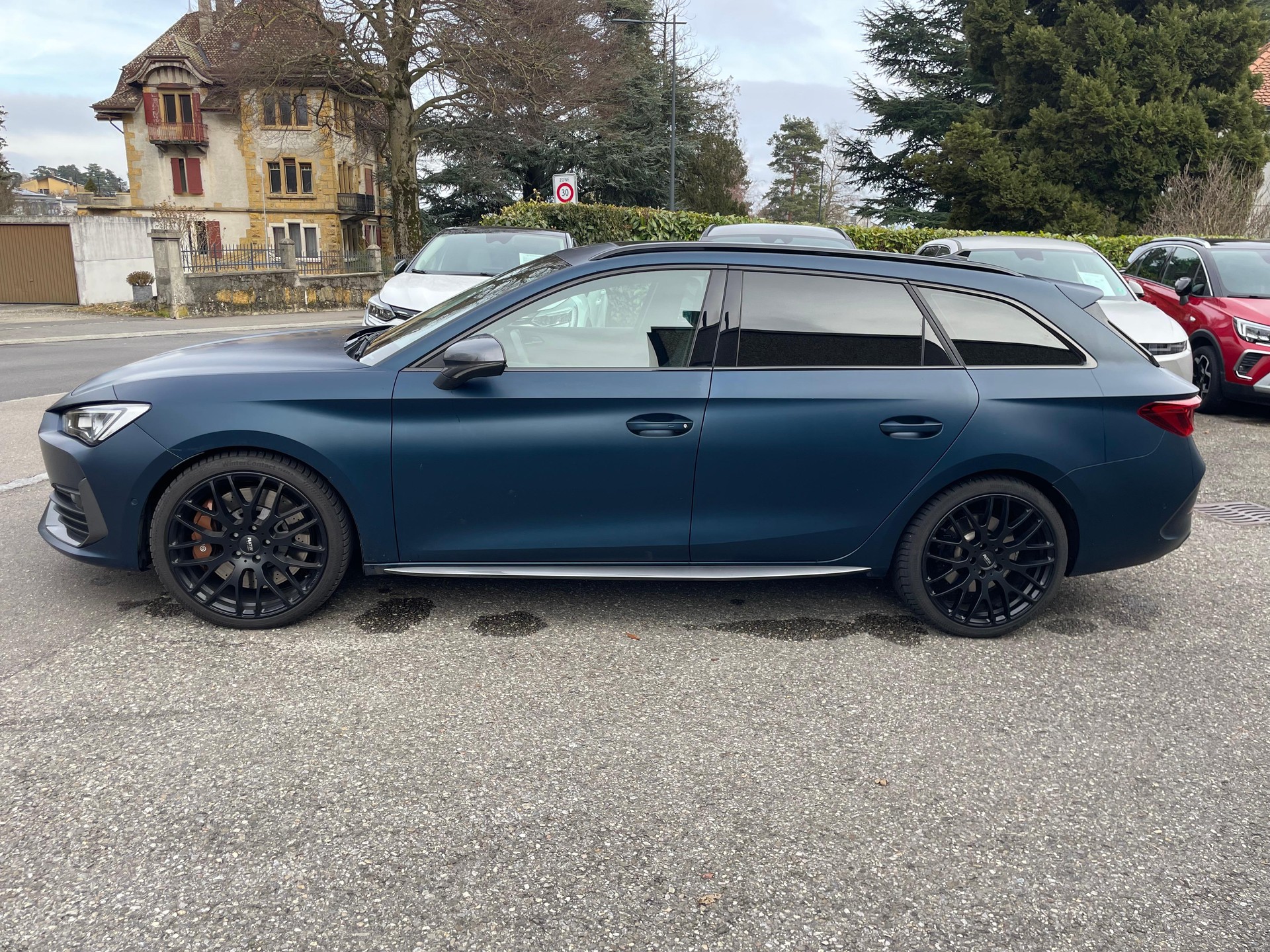 CUPRA Leon ST 2.0 TSI 310 VZ 4Drive DSG-image-3