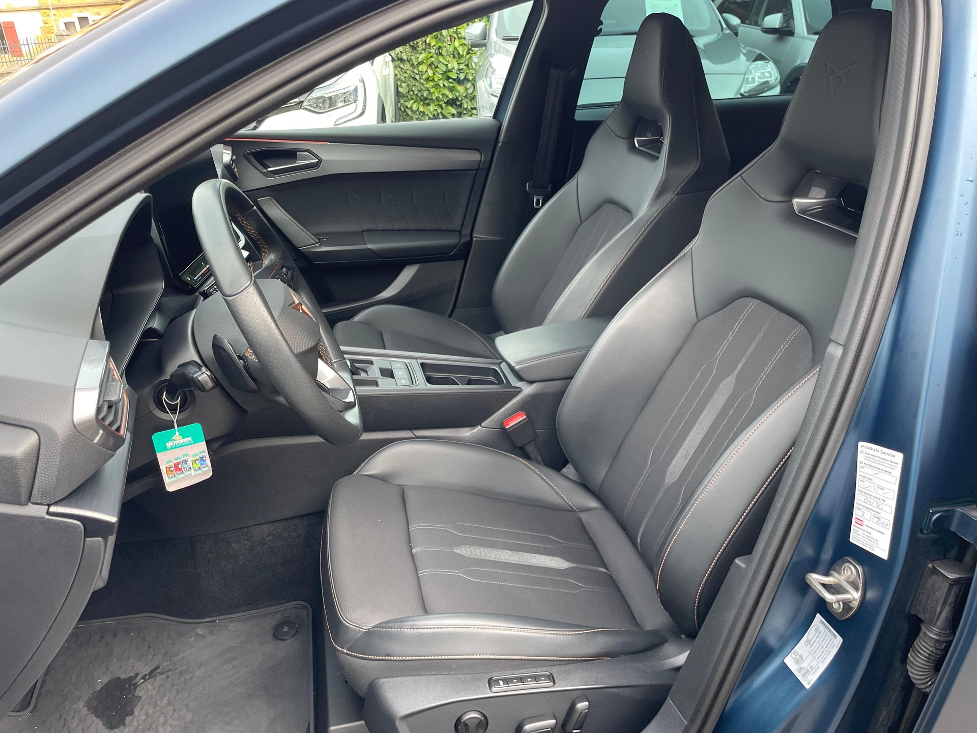 CUPRA Leon ST 2.0 TSI 310 VZ 4Drive DSG-image-8