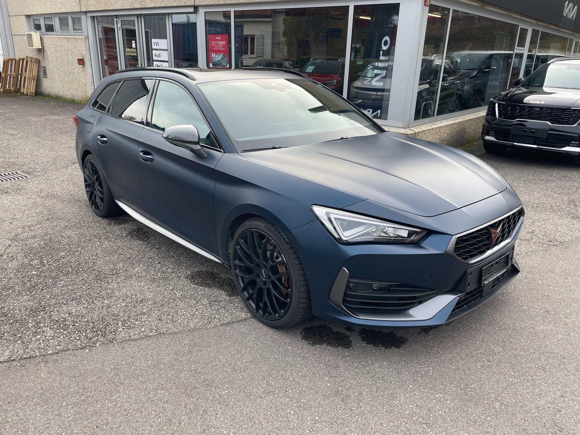 CUPRA Leon ST 2.0 TSI 310 VZ 4Drive DSG-image-0