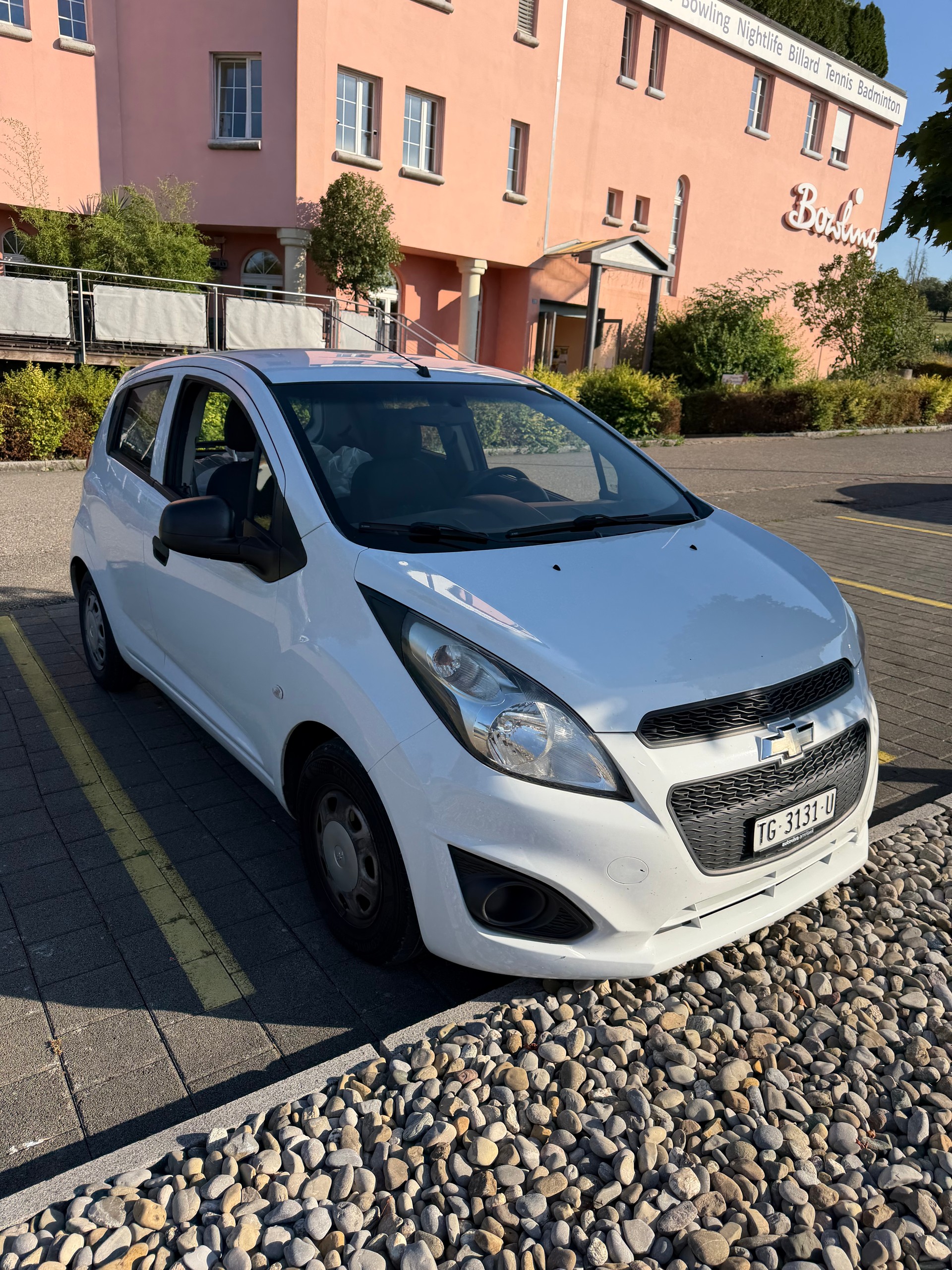 CHEVROLET Spark 1.0 LS Cool-image-1